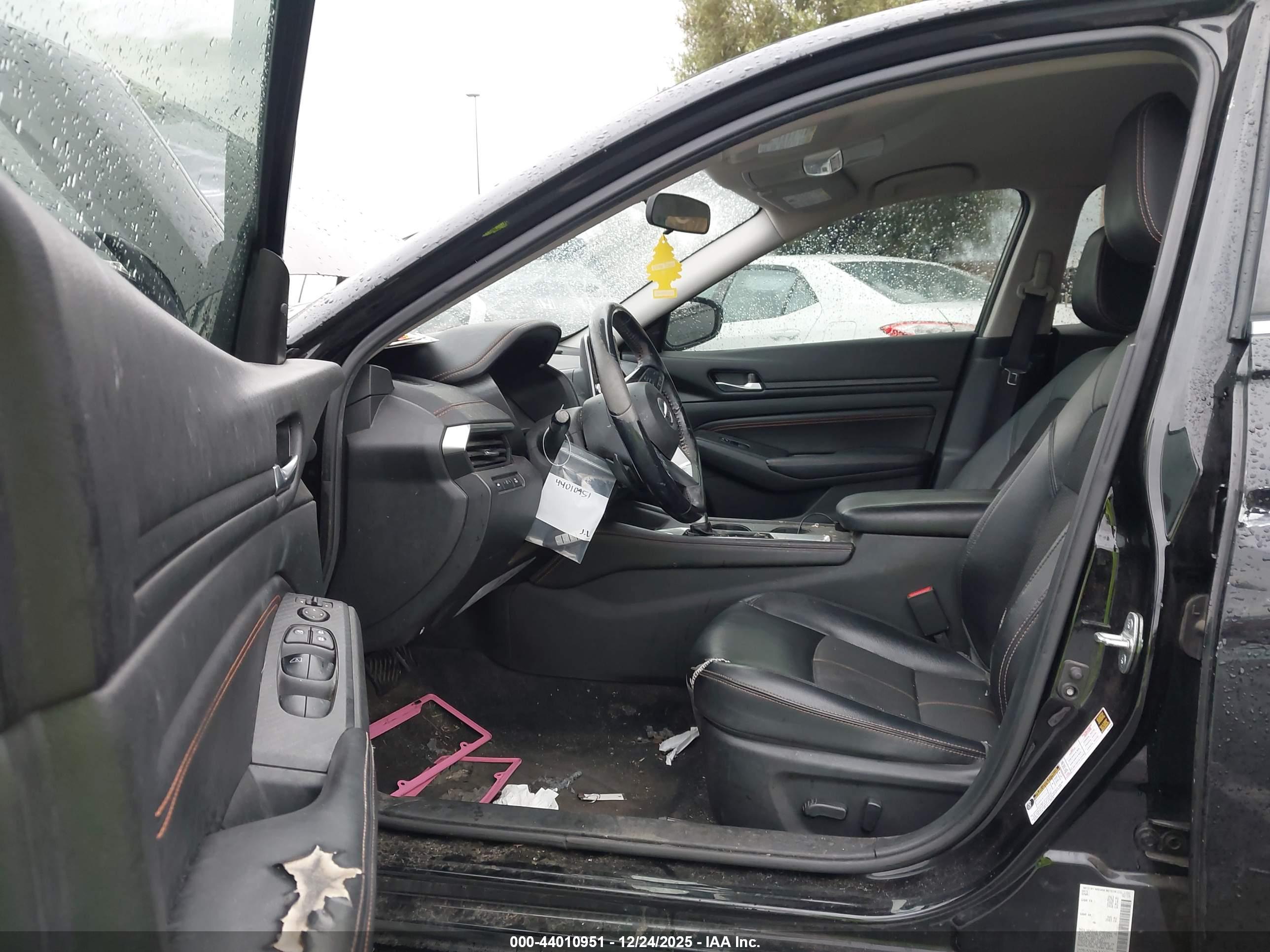 NISSAN ALTIMA image 5