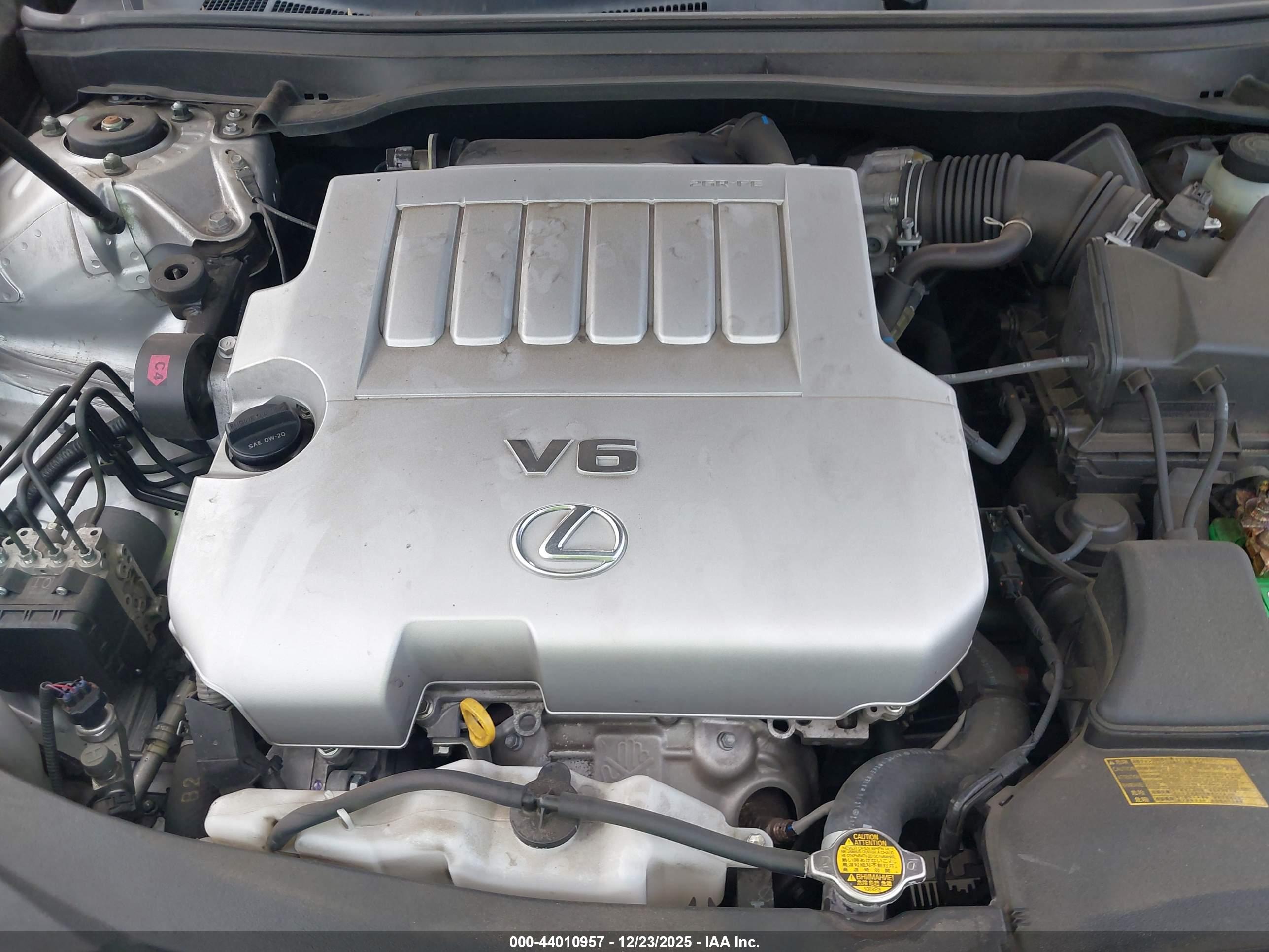 LEXUS ES image 10
