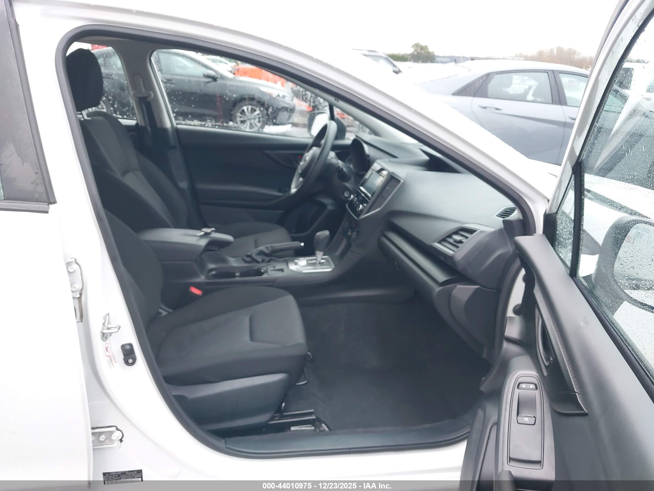 SUBARU IMPREZA image 5
