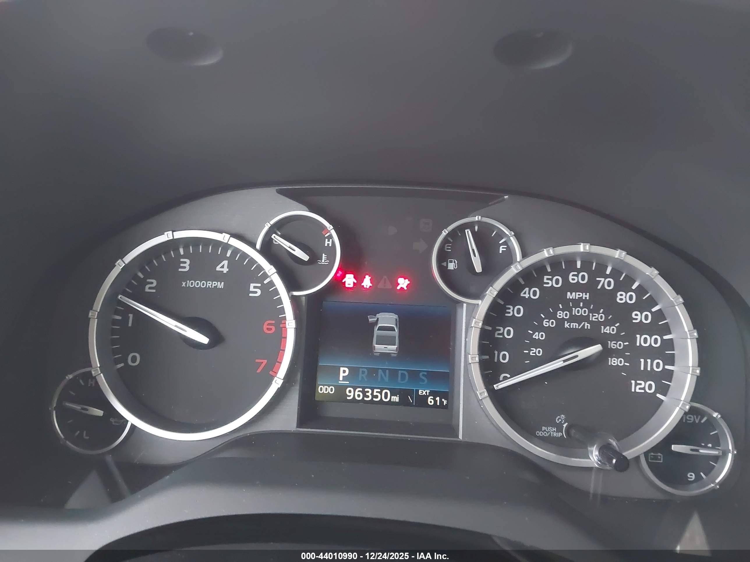 TOYOTA TUNDRA image 7