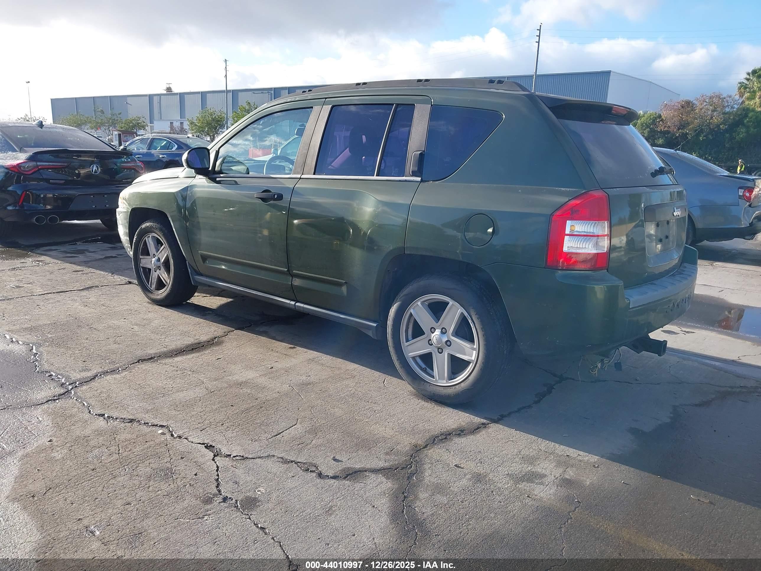JEEP COMPASS image 3