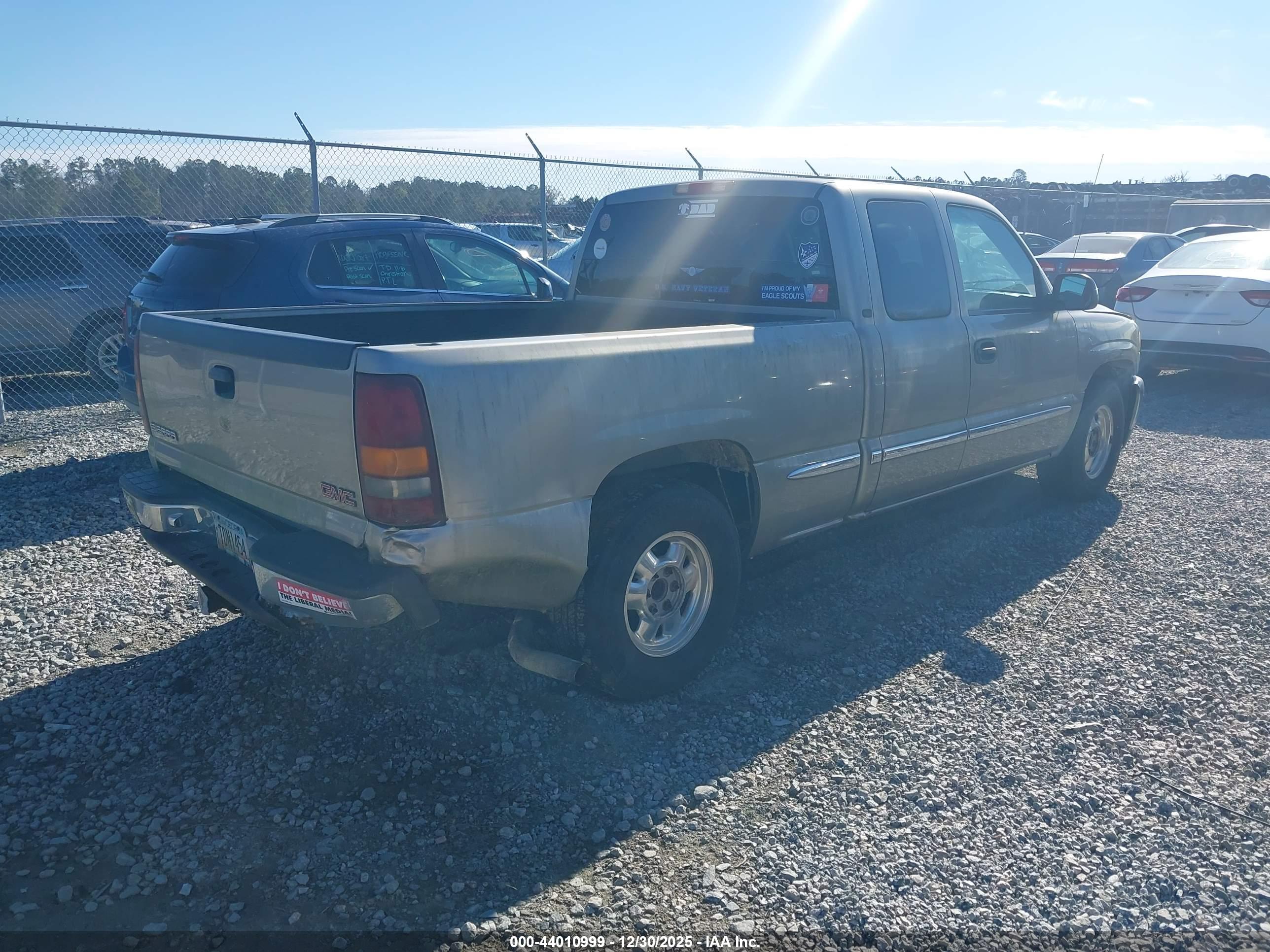 GMC SIERRA image 4
