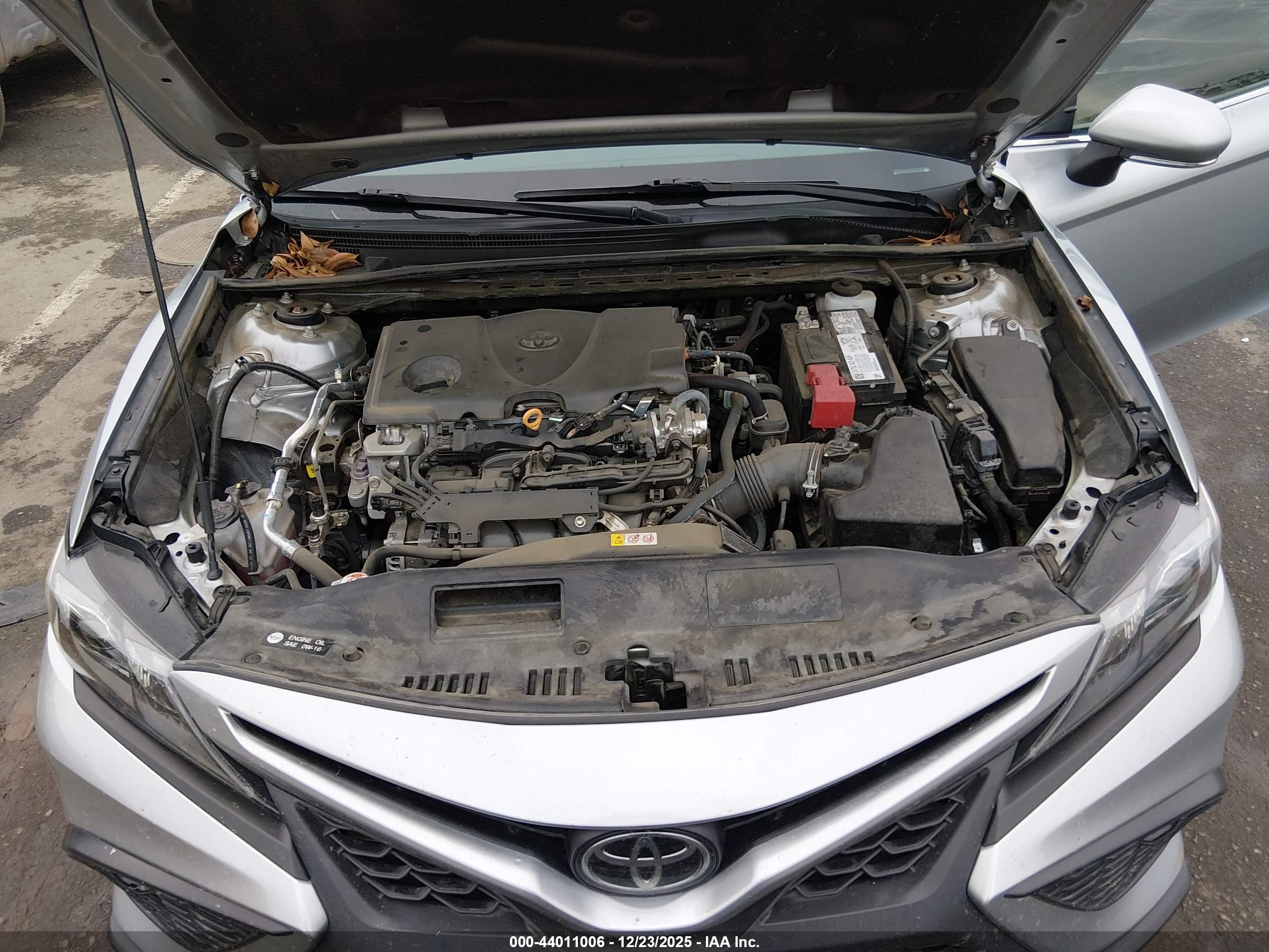 TOYOTA CAMRY image 10