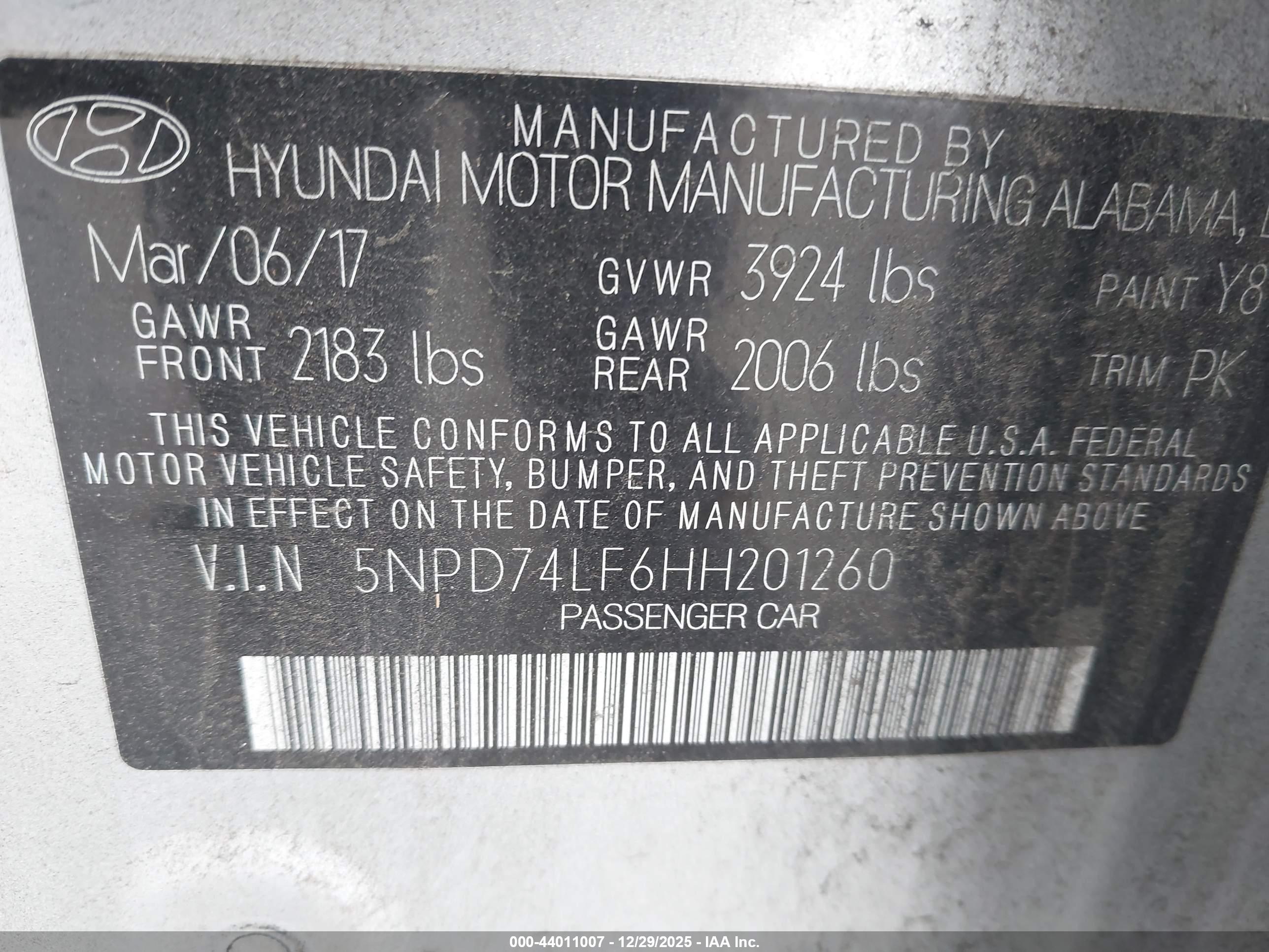 HYUNDAI ELANTRA image 9
