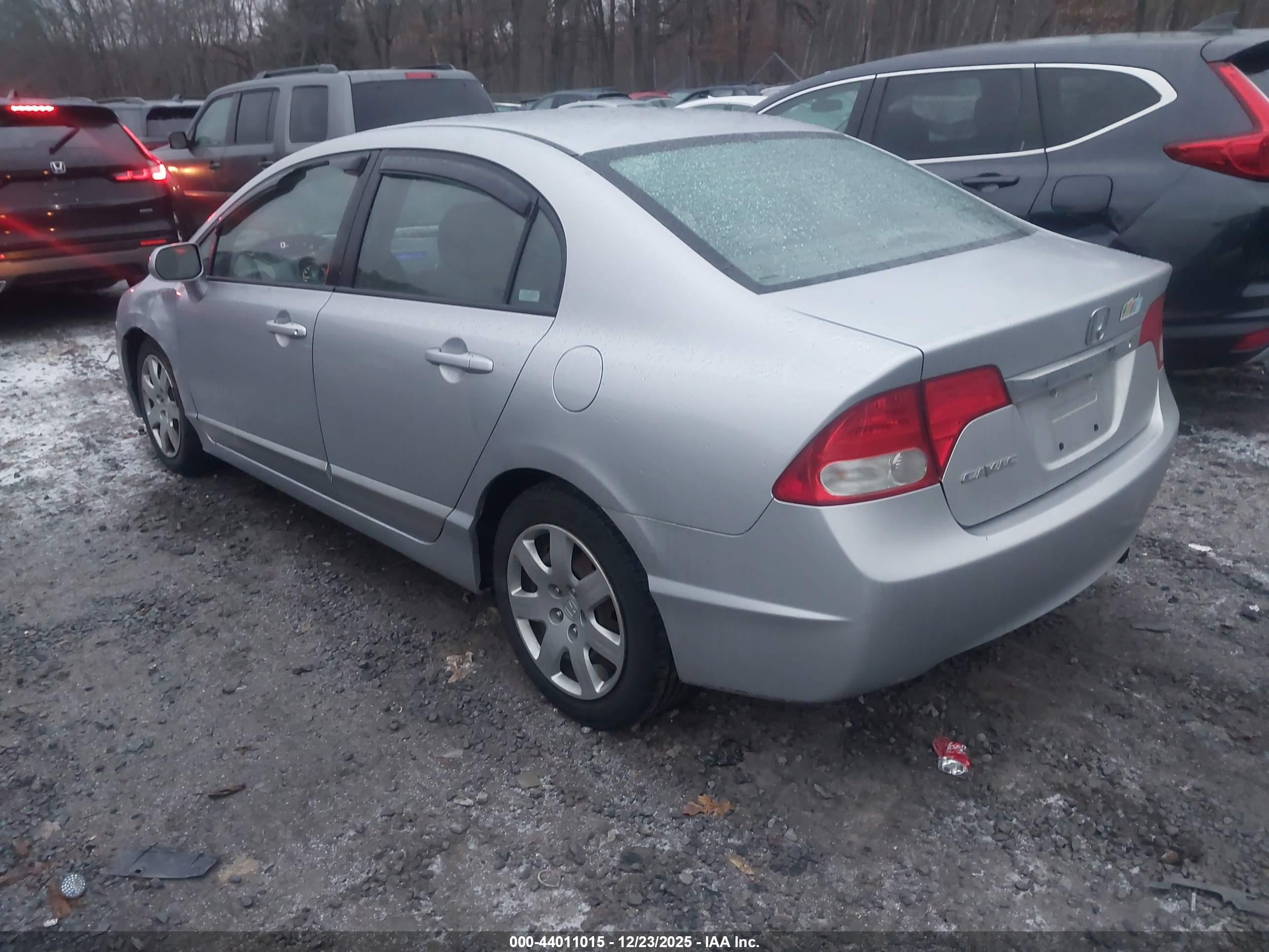 HONDA CIVIC image 3