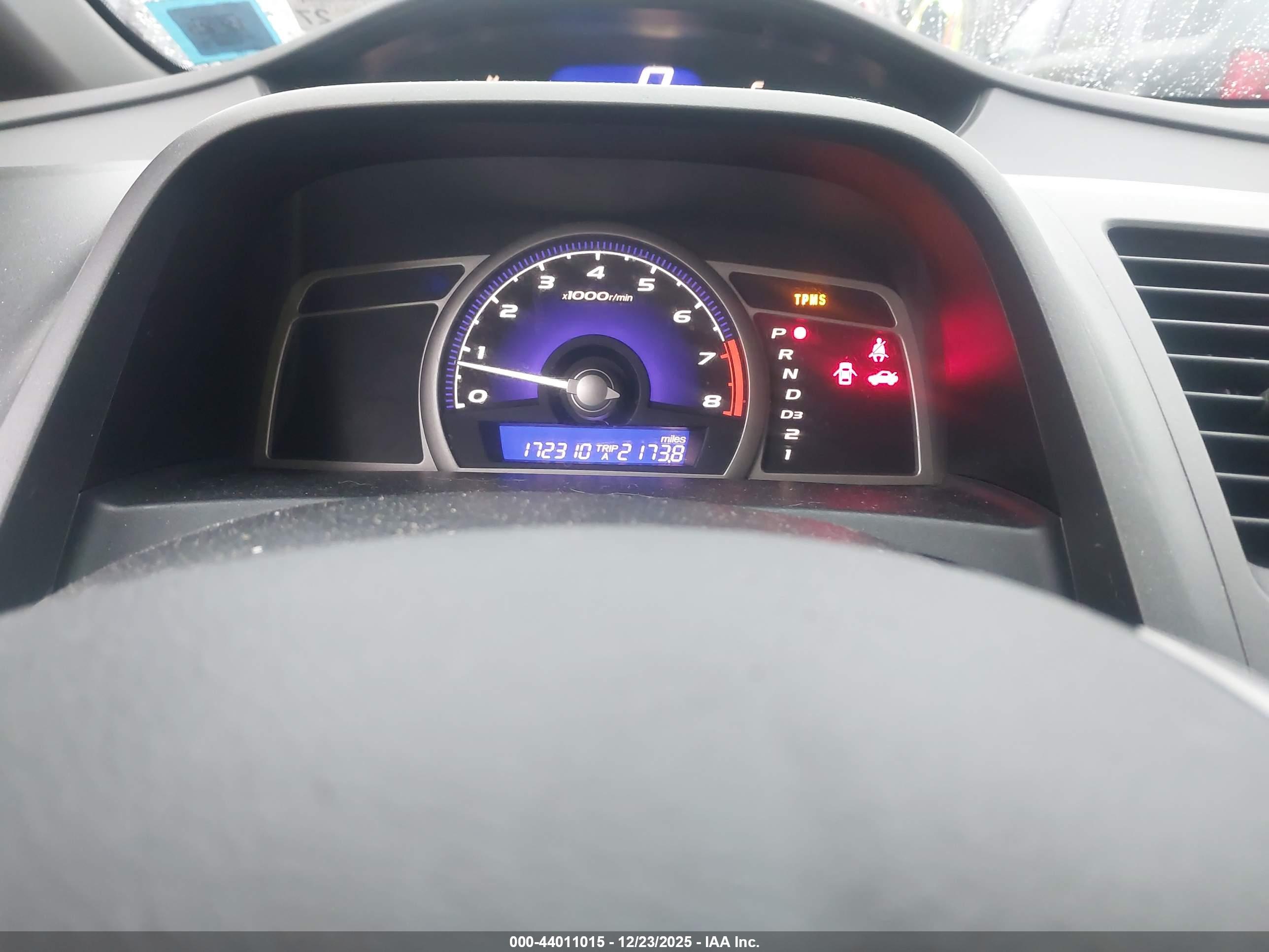 HONDA CIVIC image 7