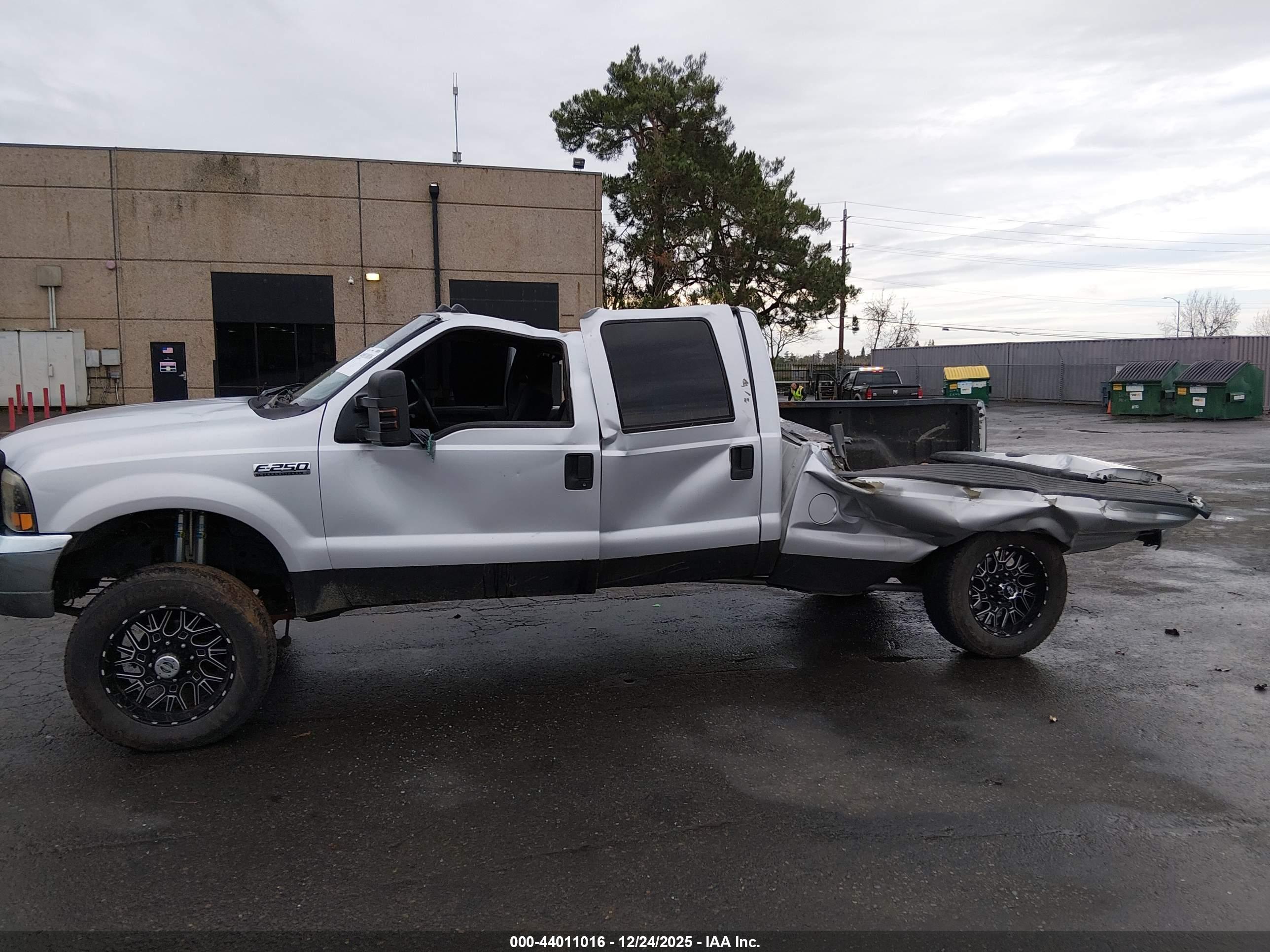 FORD F-250 image 6