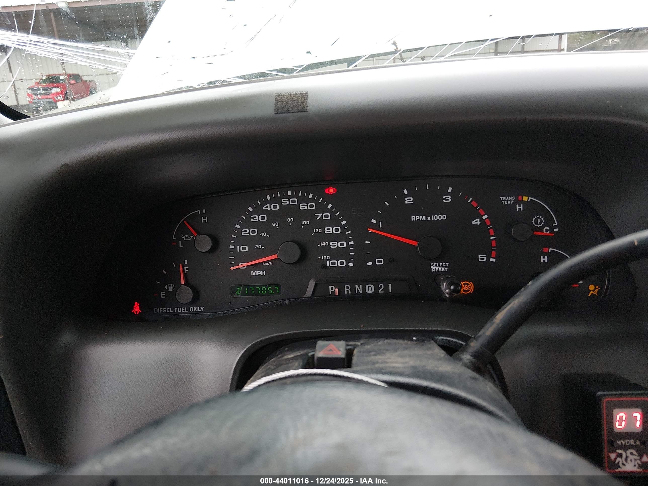 FORD F-250 image 7