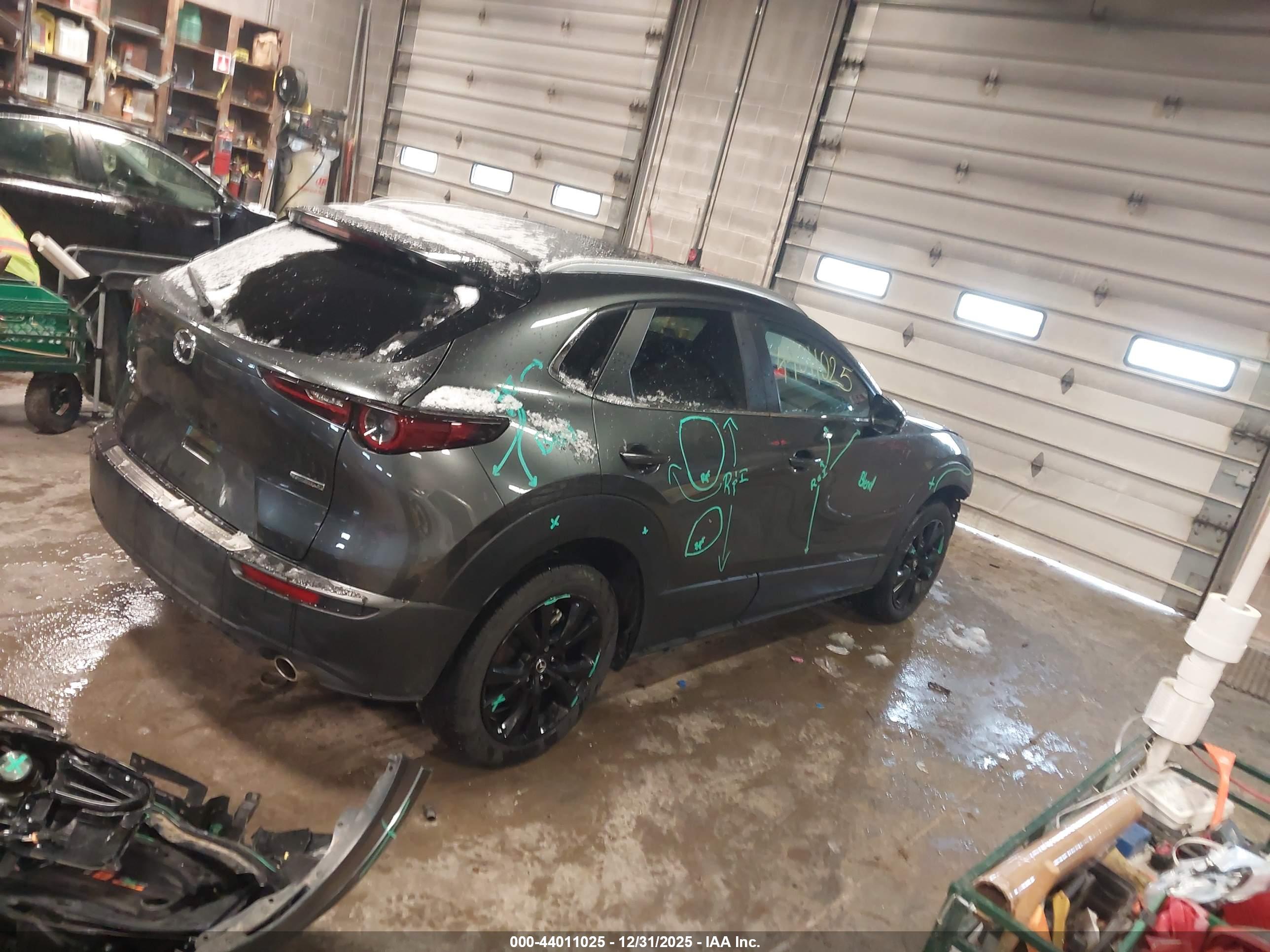 MAZDA CX-30 image 4