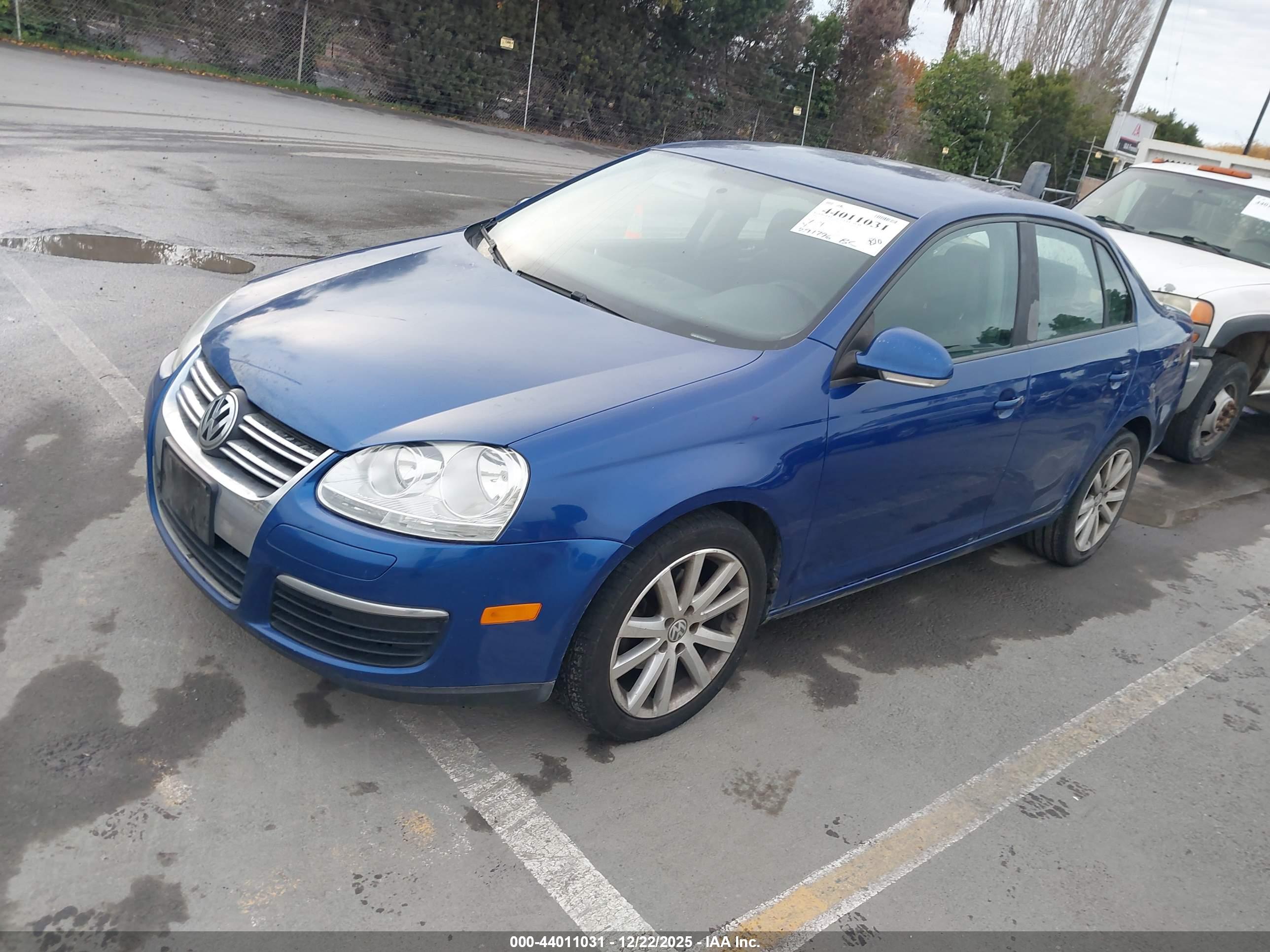 VOLKSWAGEN JETTA image 2