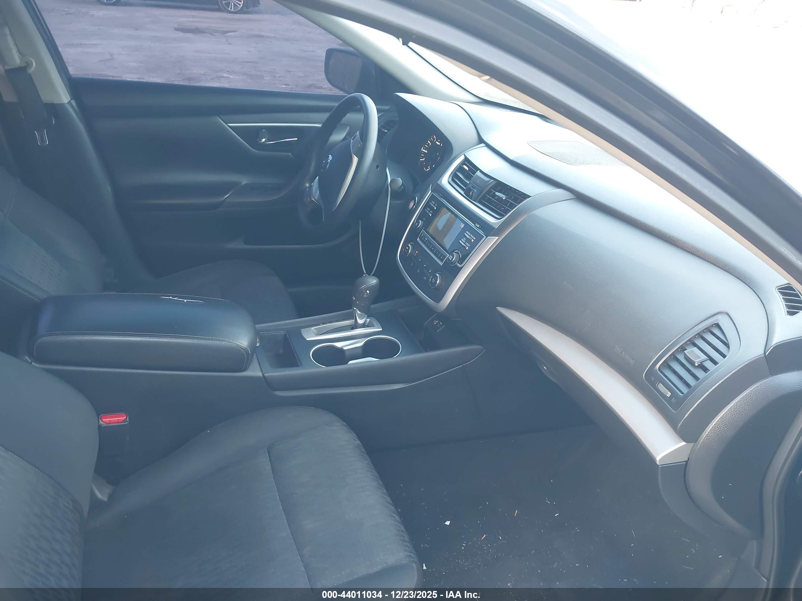 NISSAN ALTIMA image 5
