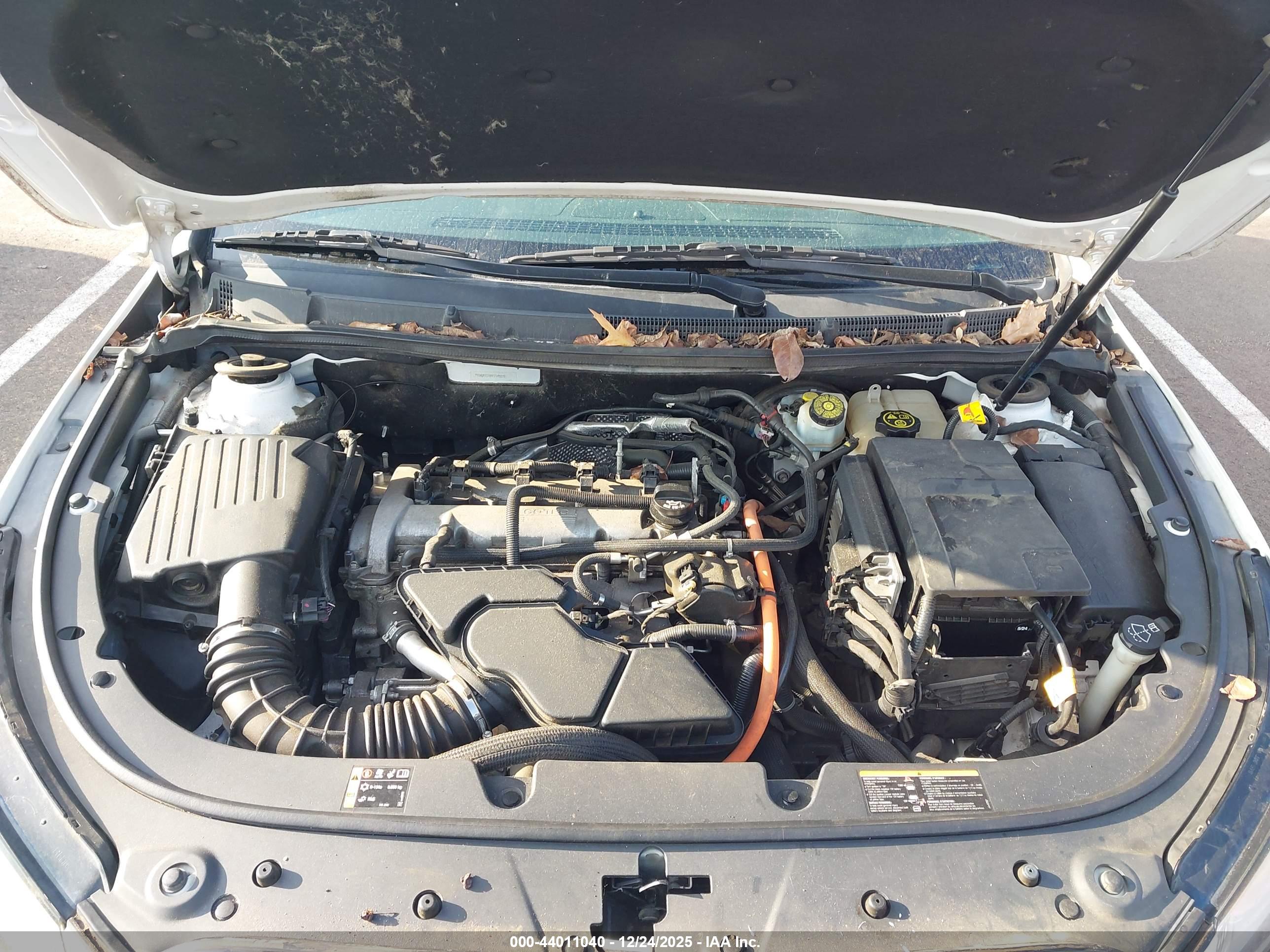 BUICK LACROSSE image 10
