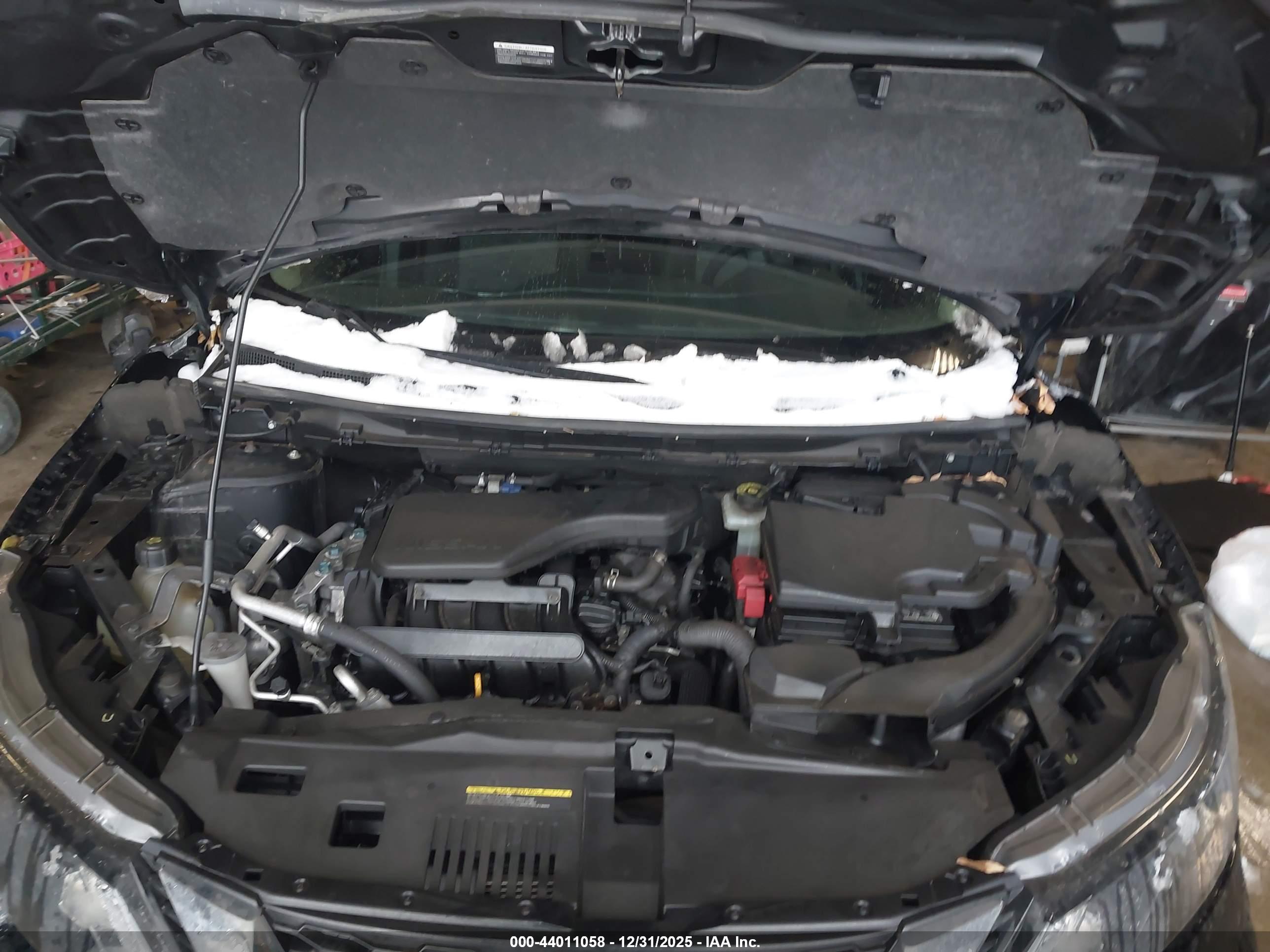 NISSAN ROGUE image 10