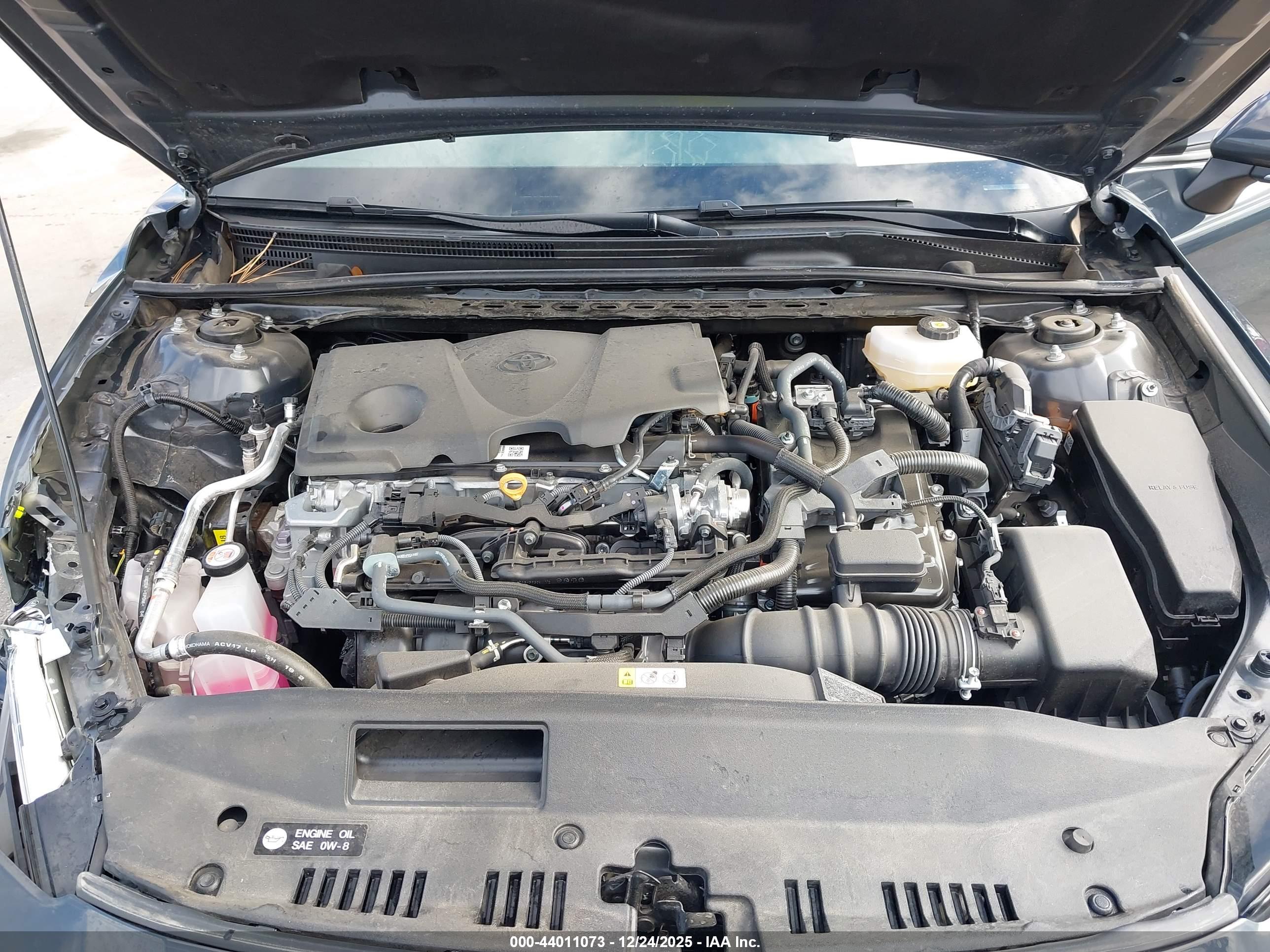 TOYOTA CAMRY image 10