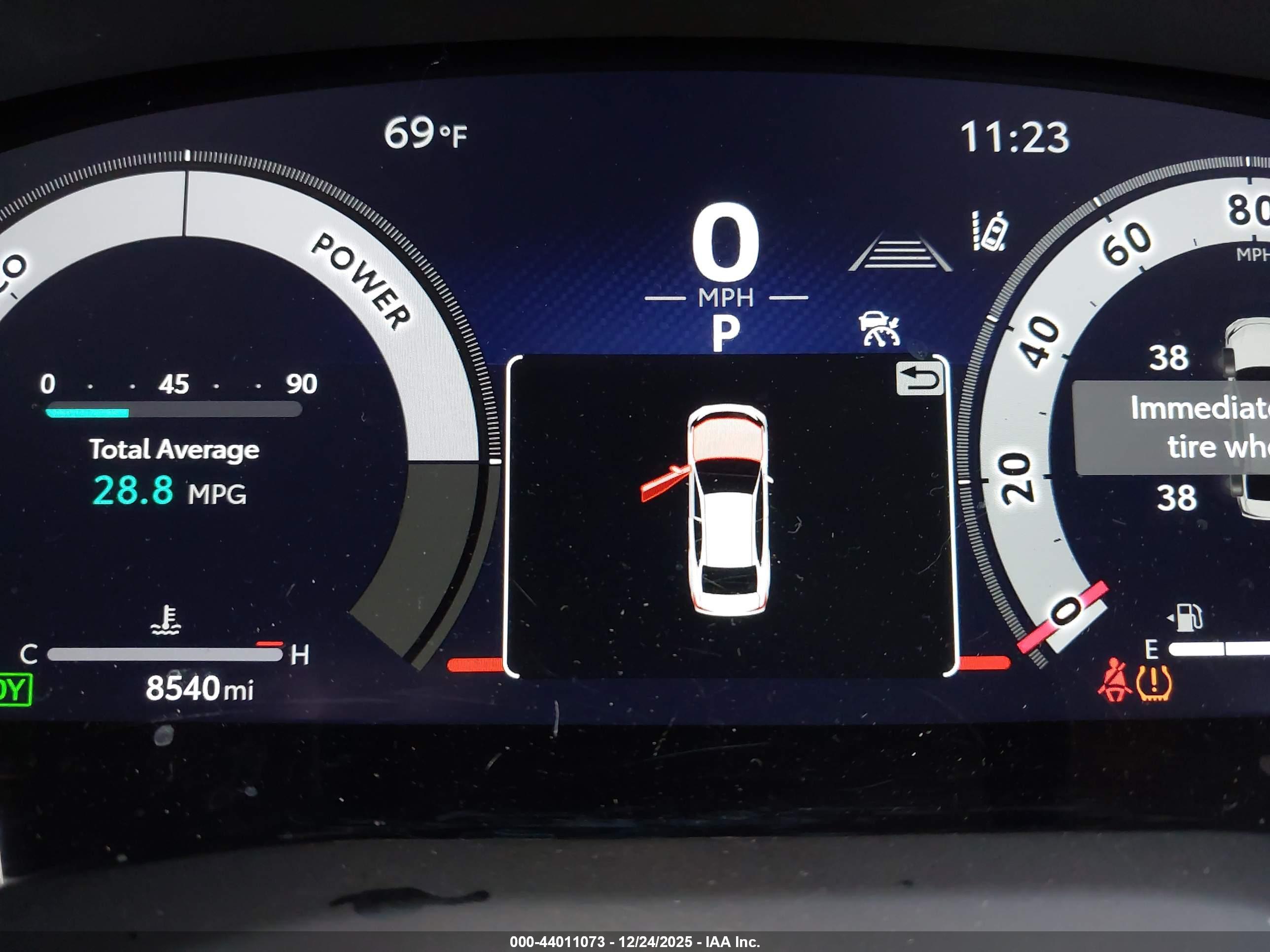 TOYOTA CAMRY image 7
