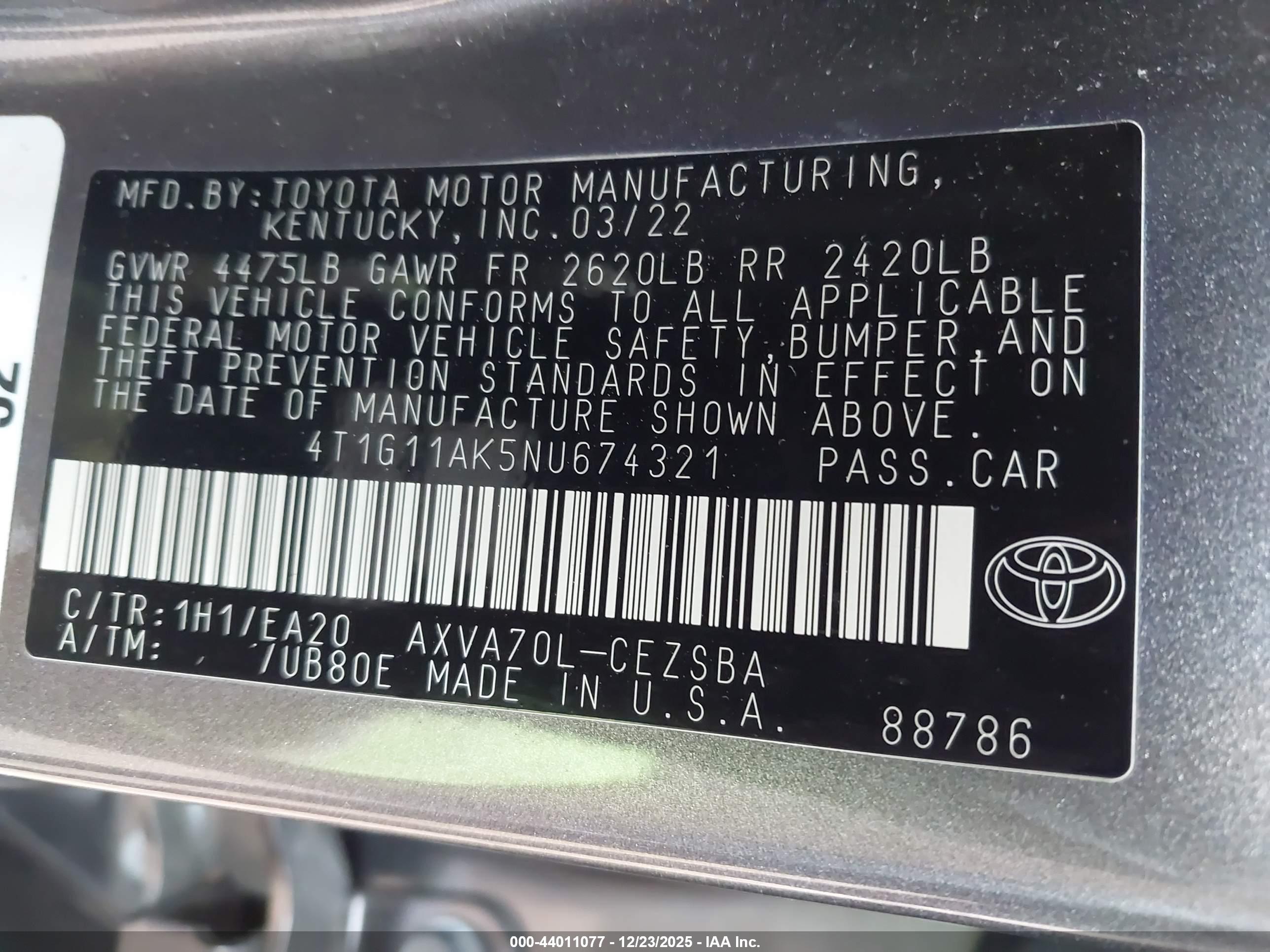 TOYOTA CAMRY image 9