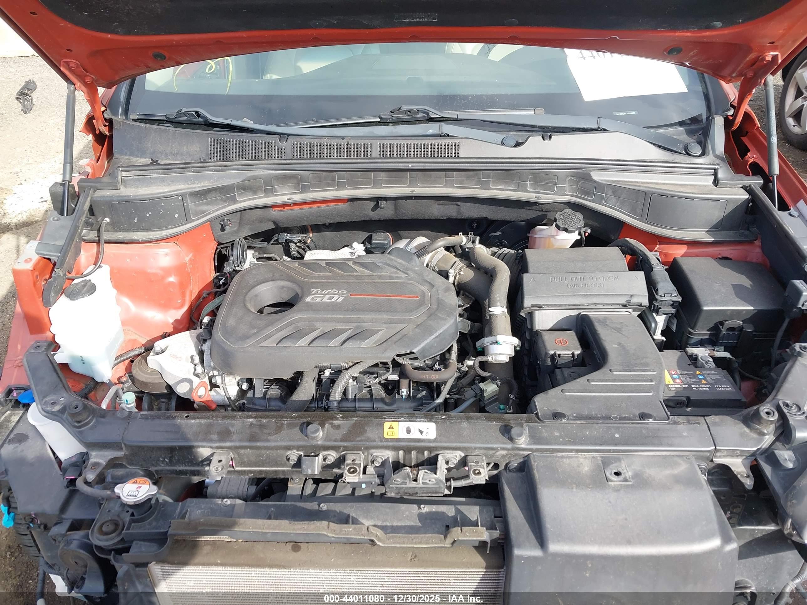 HYUNDAI SANTA image 10