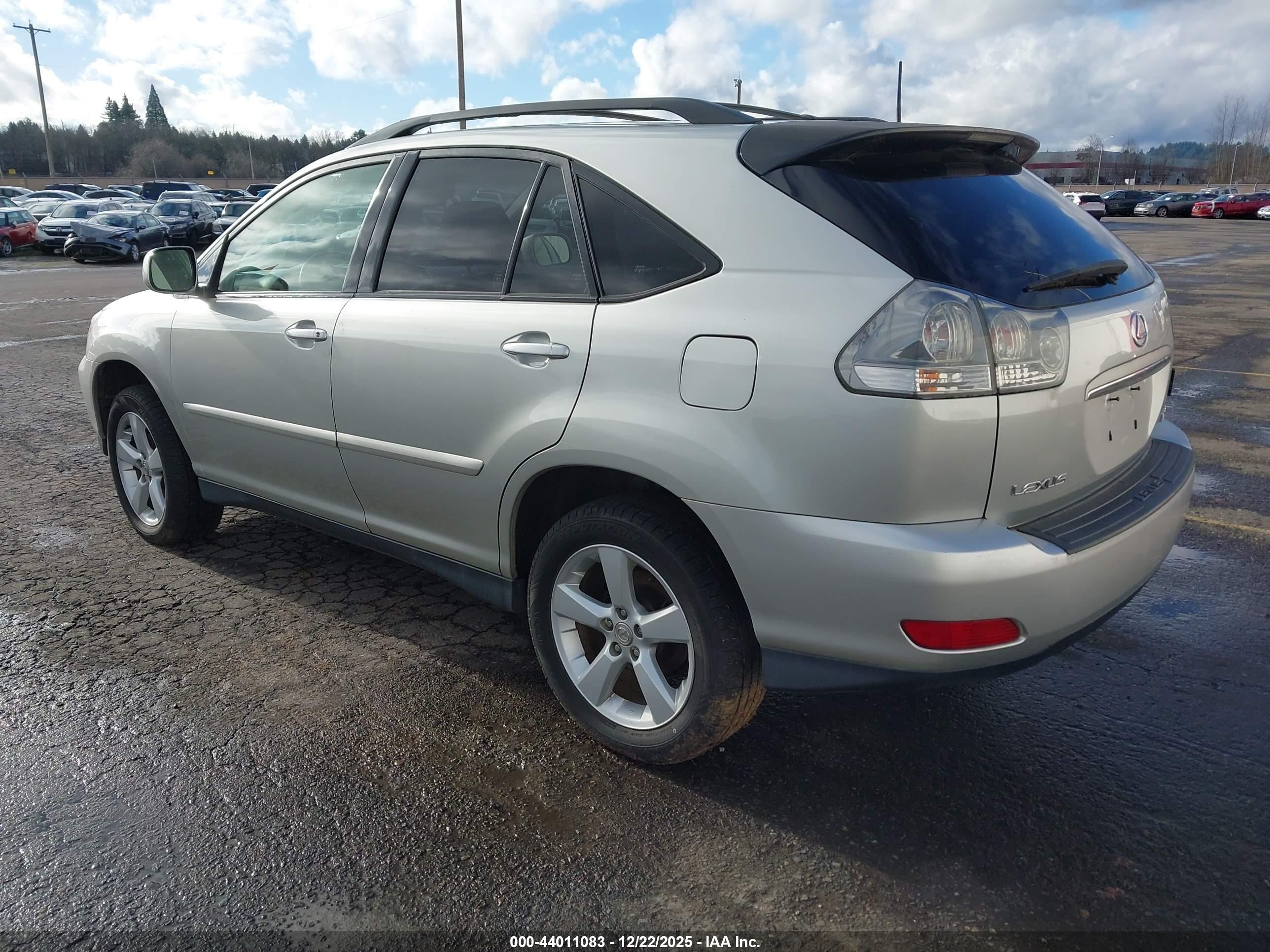 LEXUS RX image 3