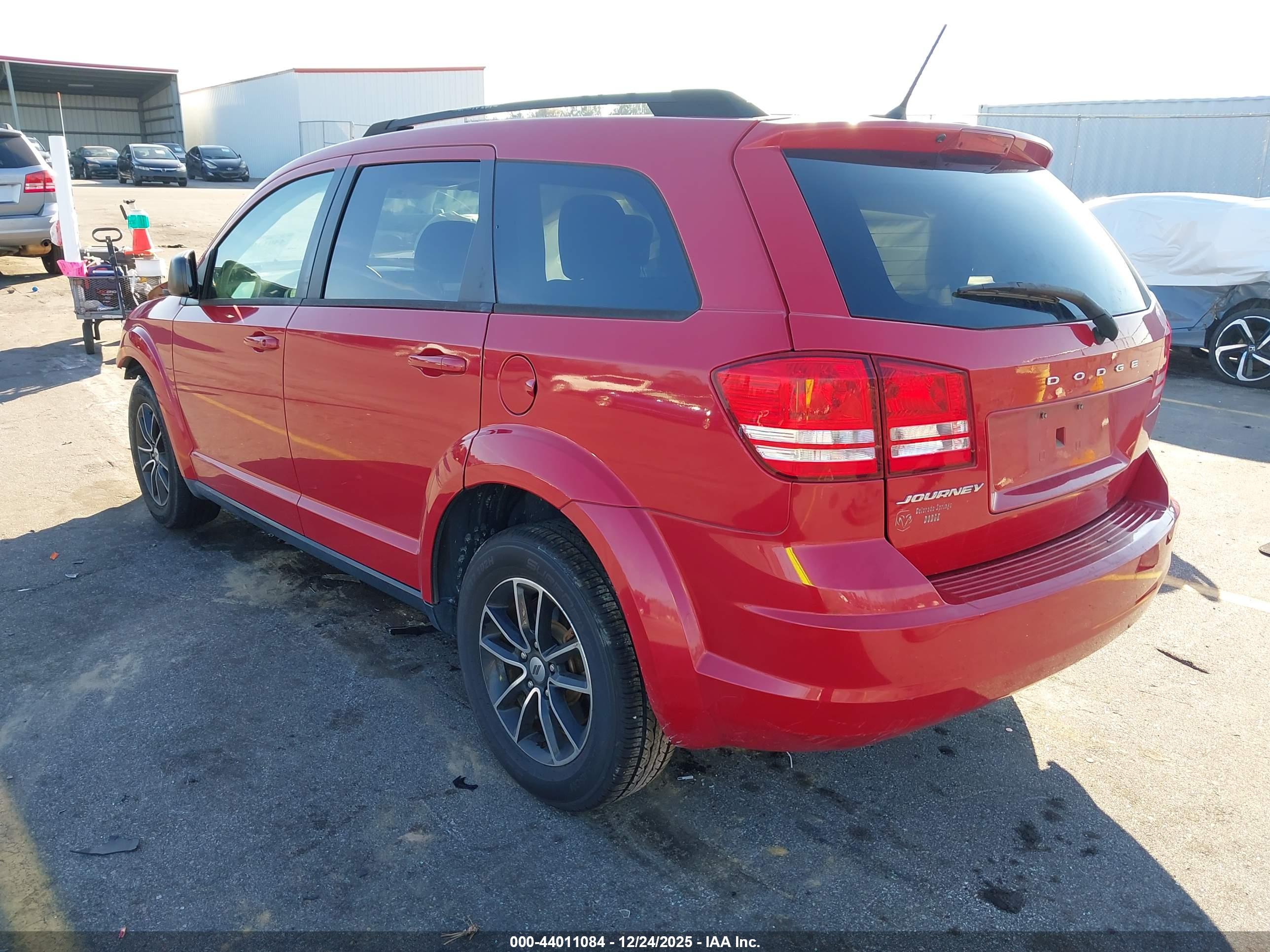 DODGE JOURNEY image 3