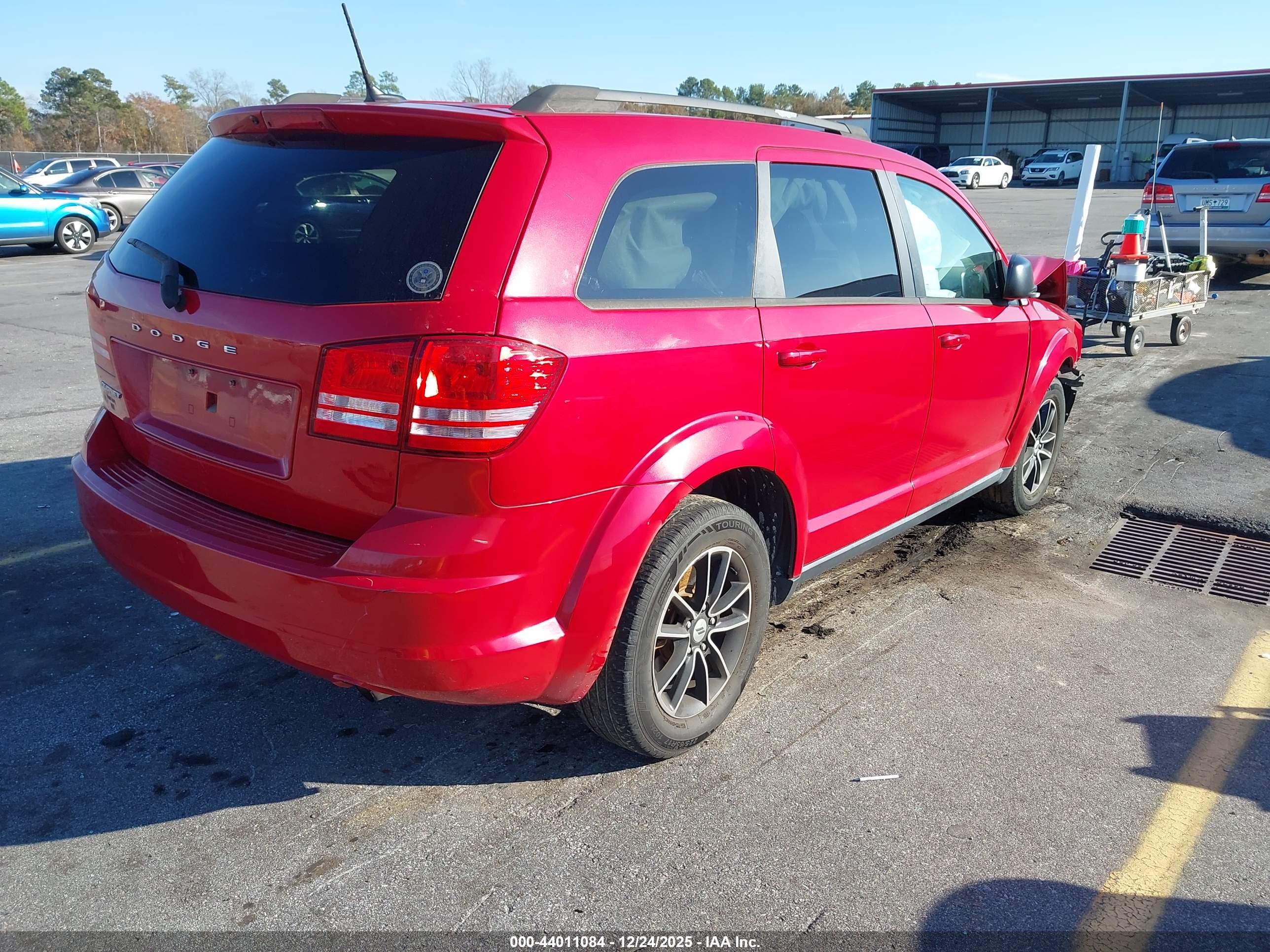 DODGE JOURNEY image 4