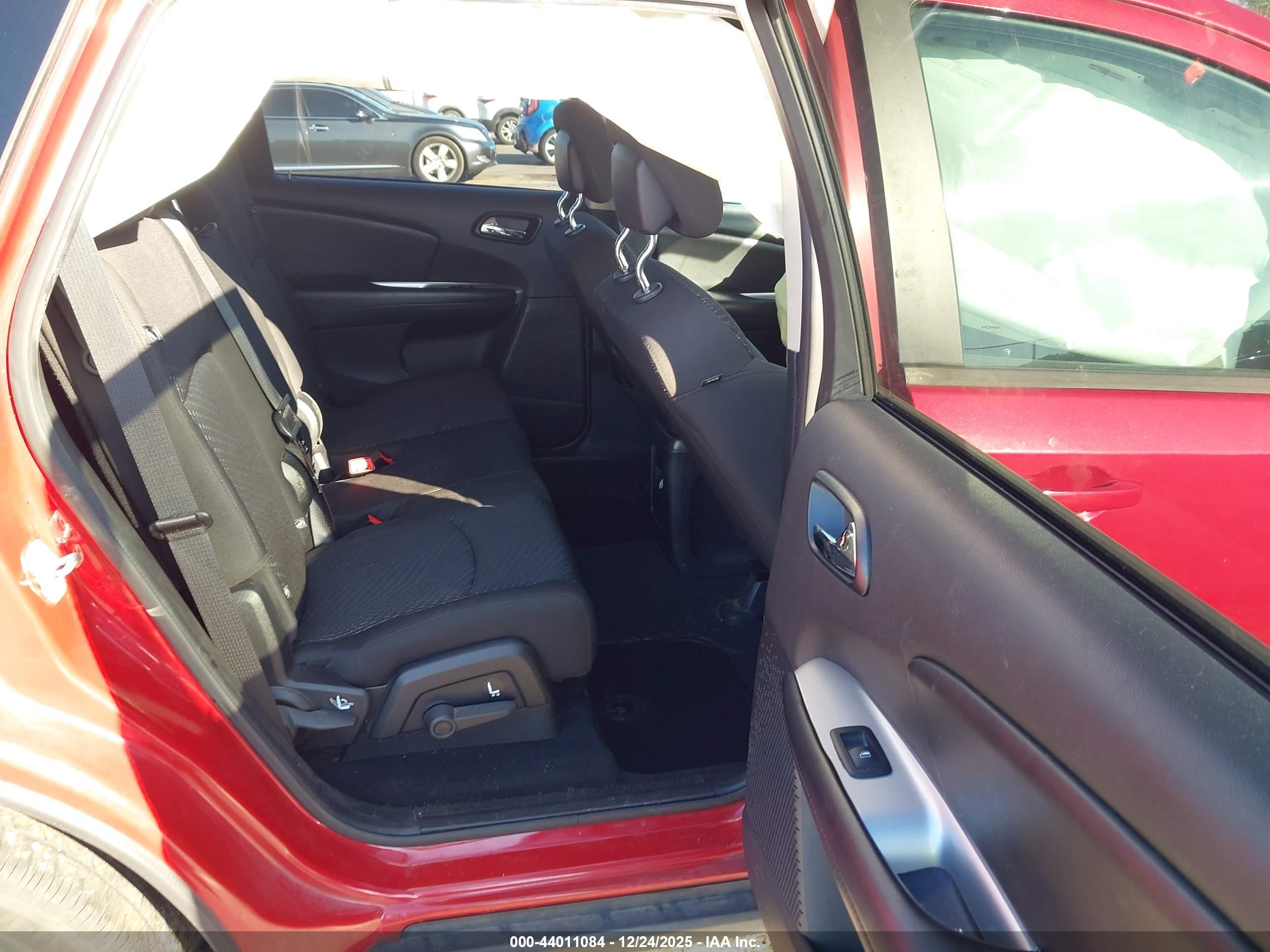 DODGE JOURNEY image 8