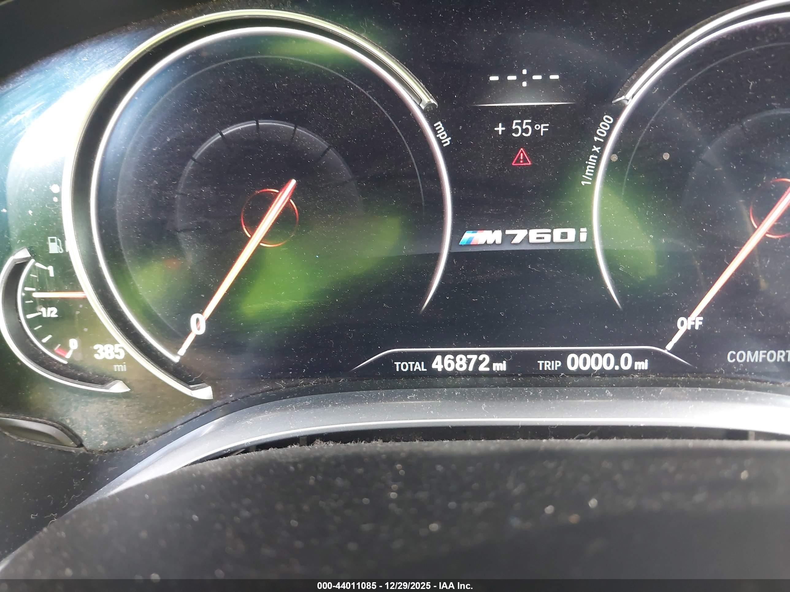 BMW M760I image 7