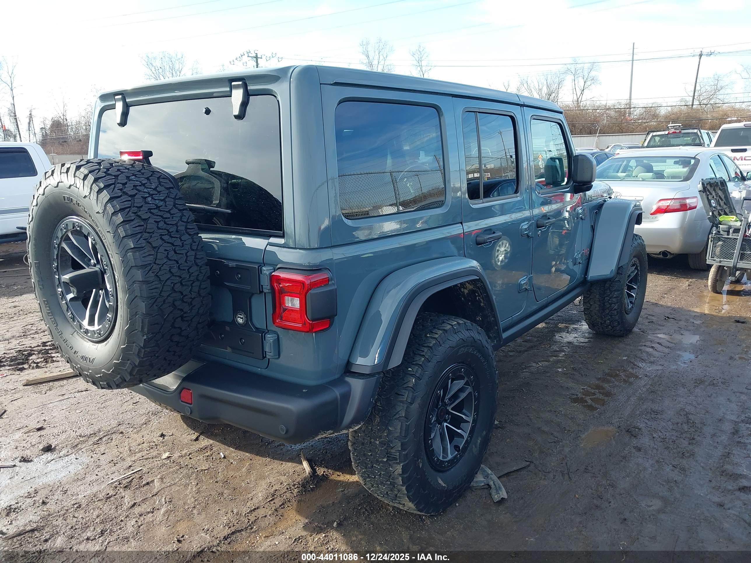 JEEP WRANGLER image 4