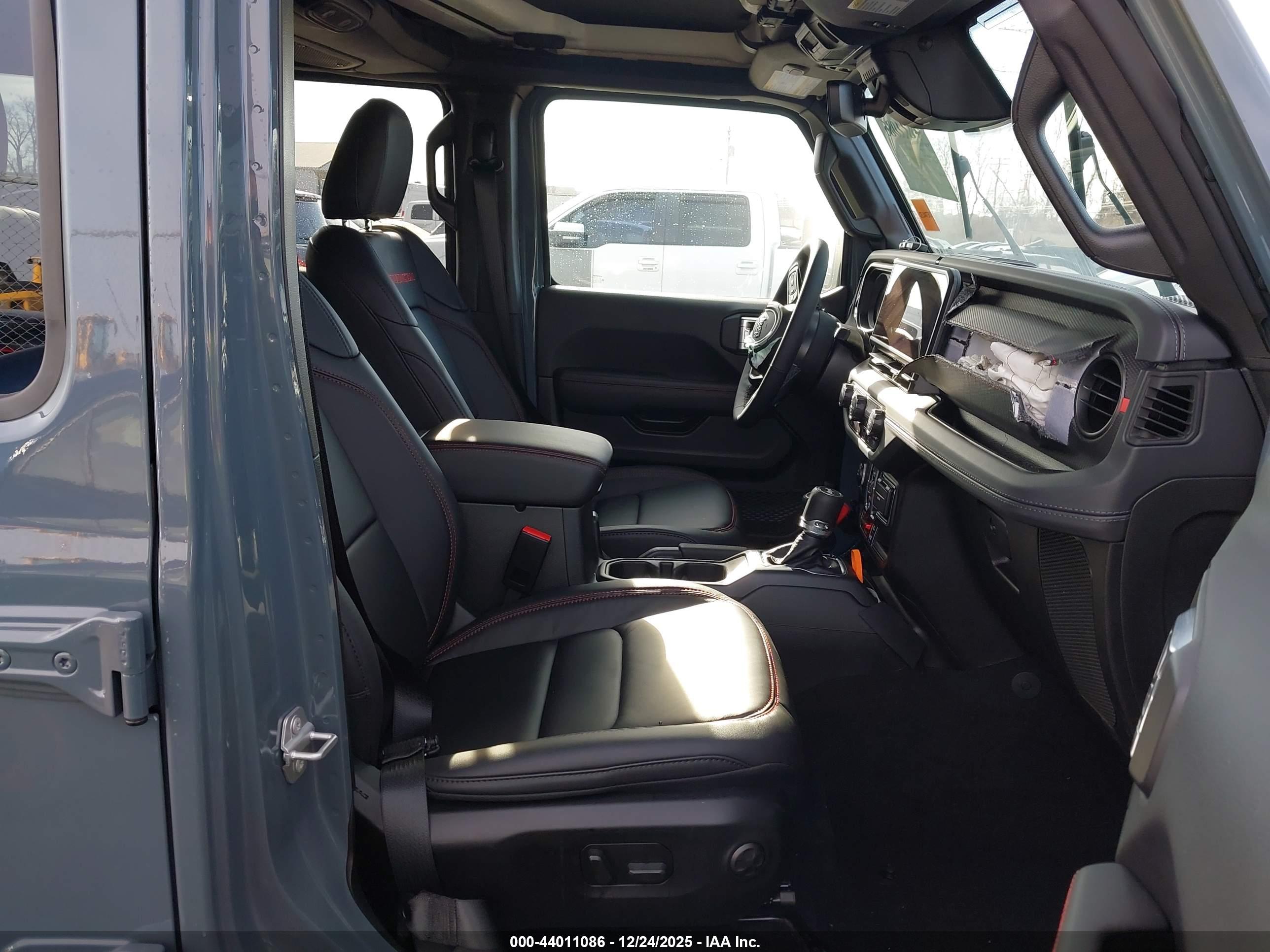 JEEP WRANGLER image 5