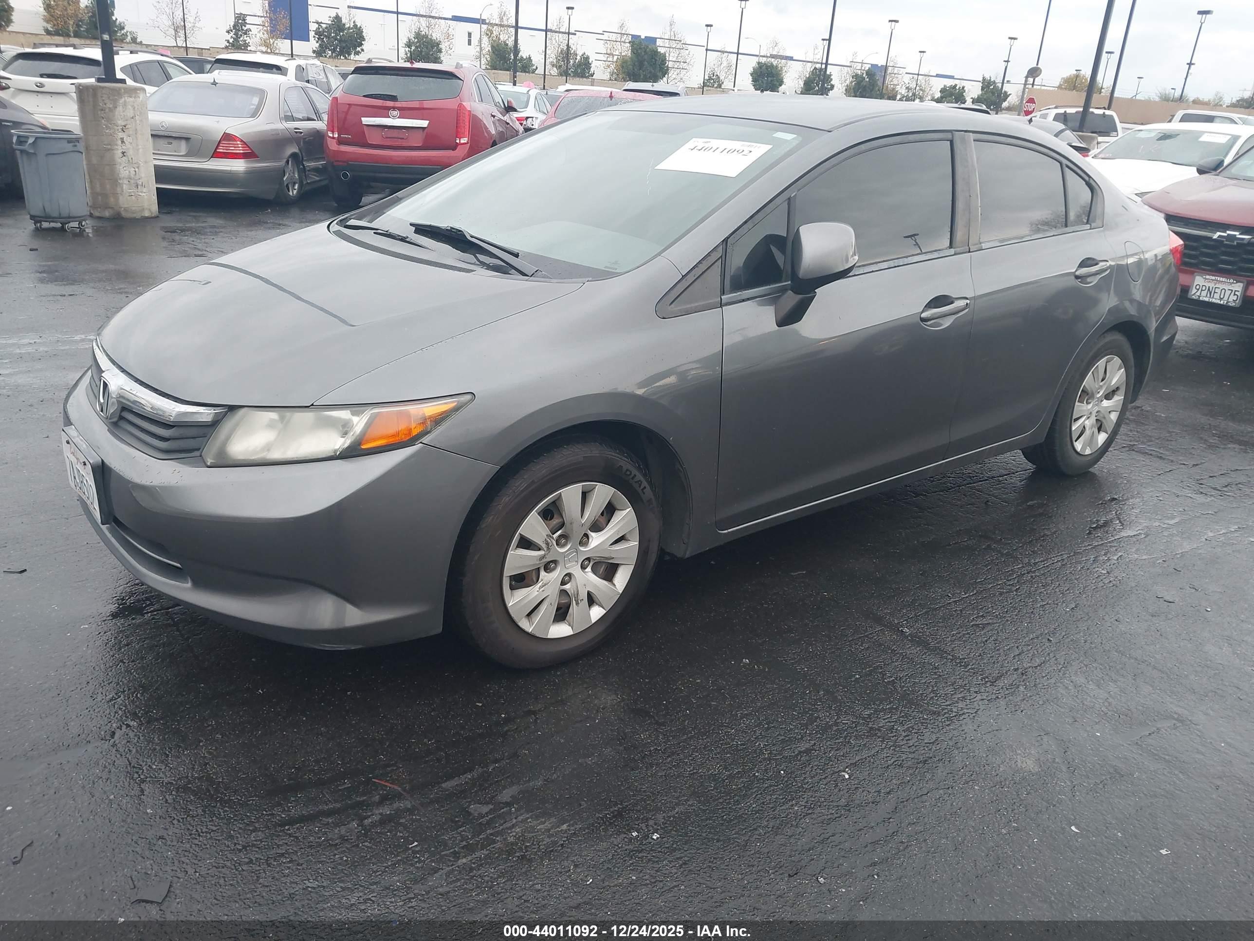 HONDA CIVIC image 2