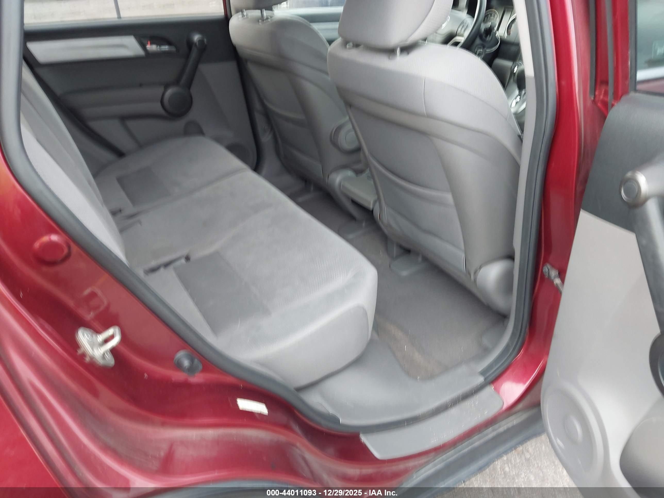 HONDA CR-V image 8