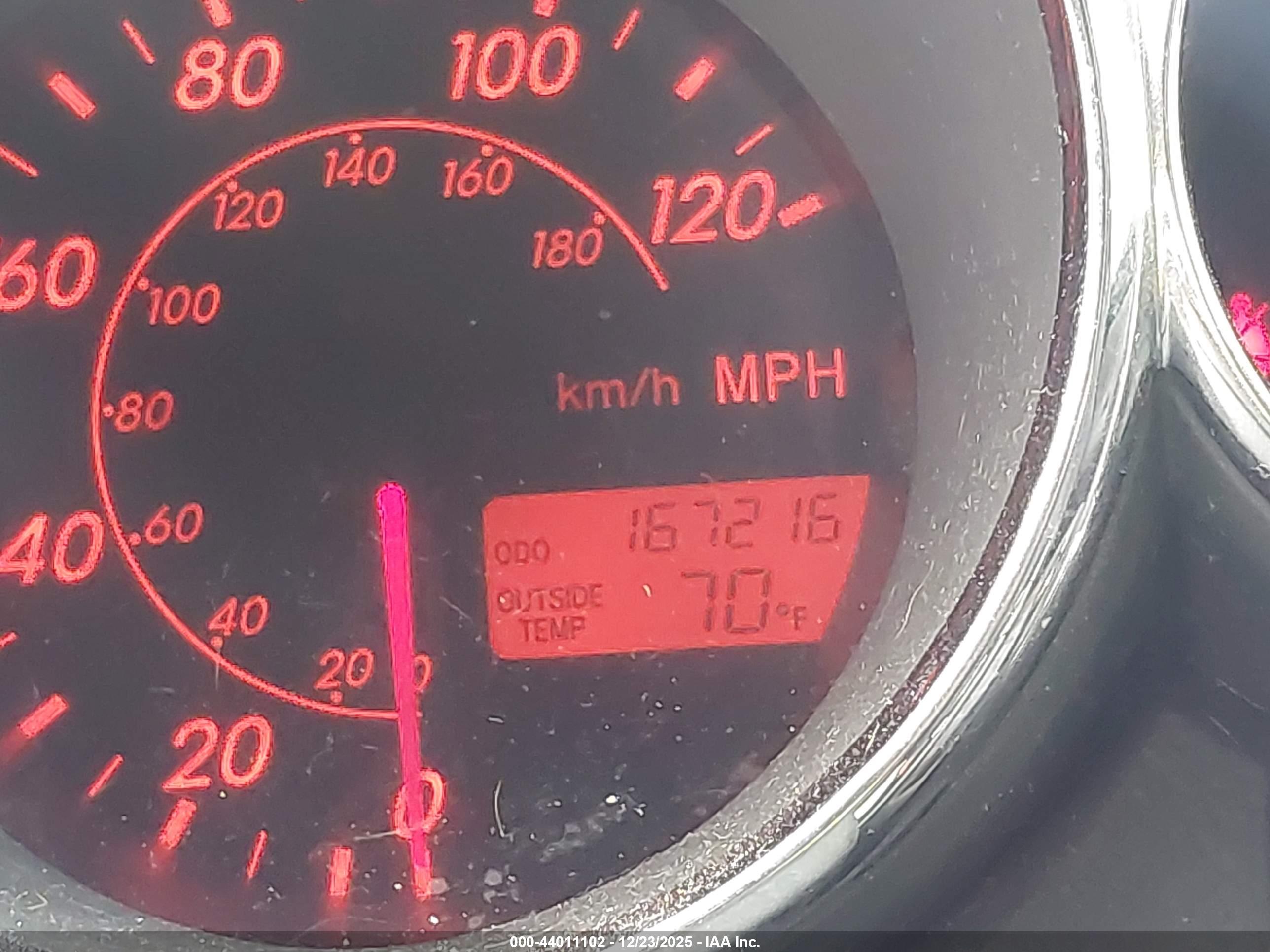 TOYOTA MATRIX image 7