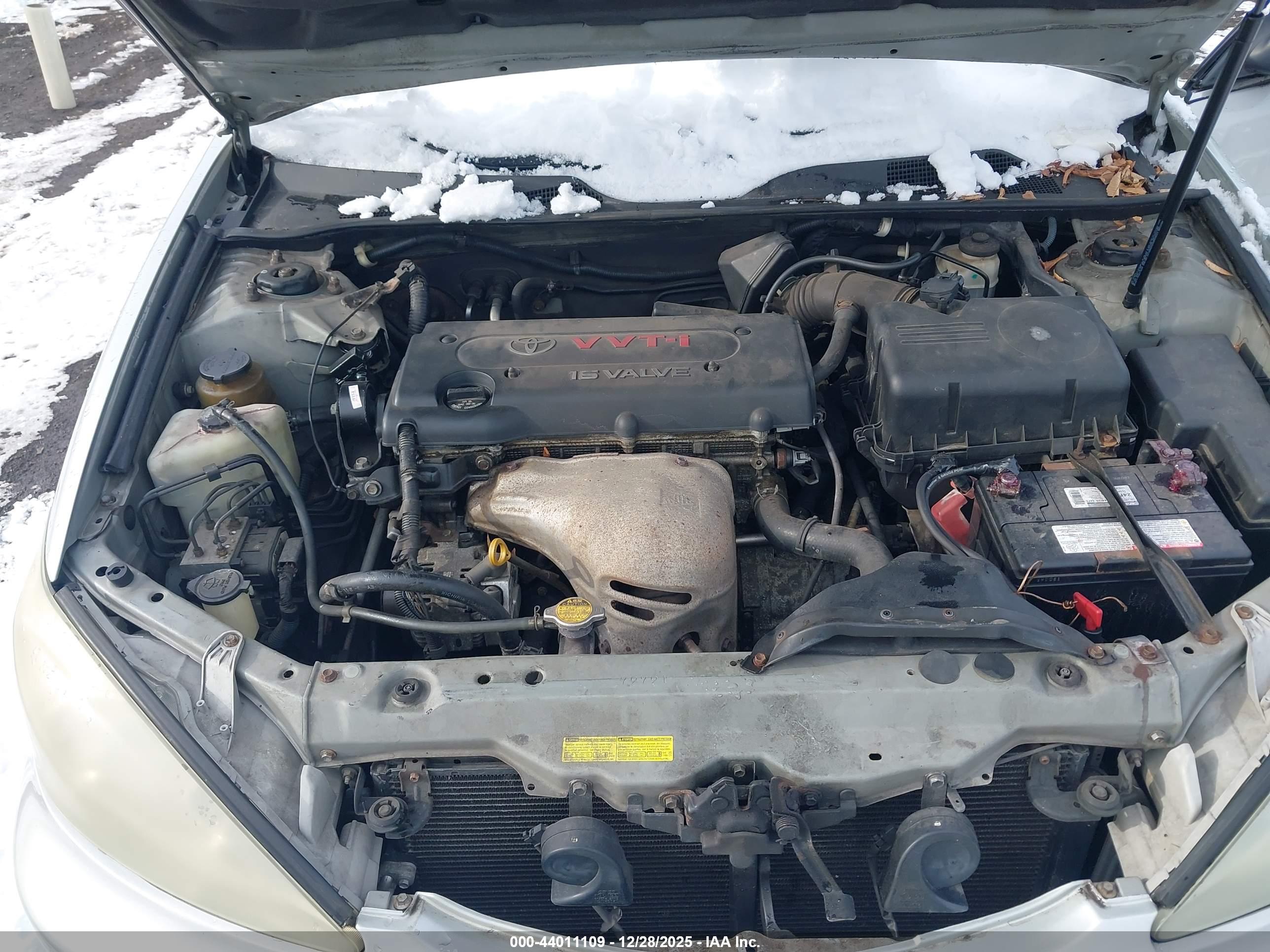 TOYOTA CAMRY image 10