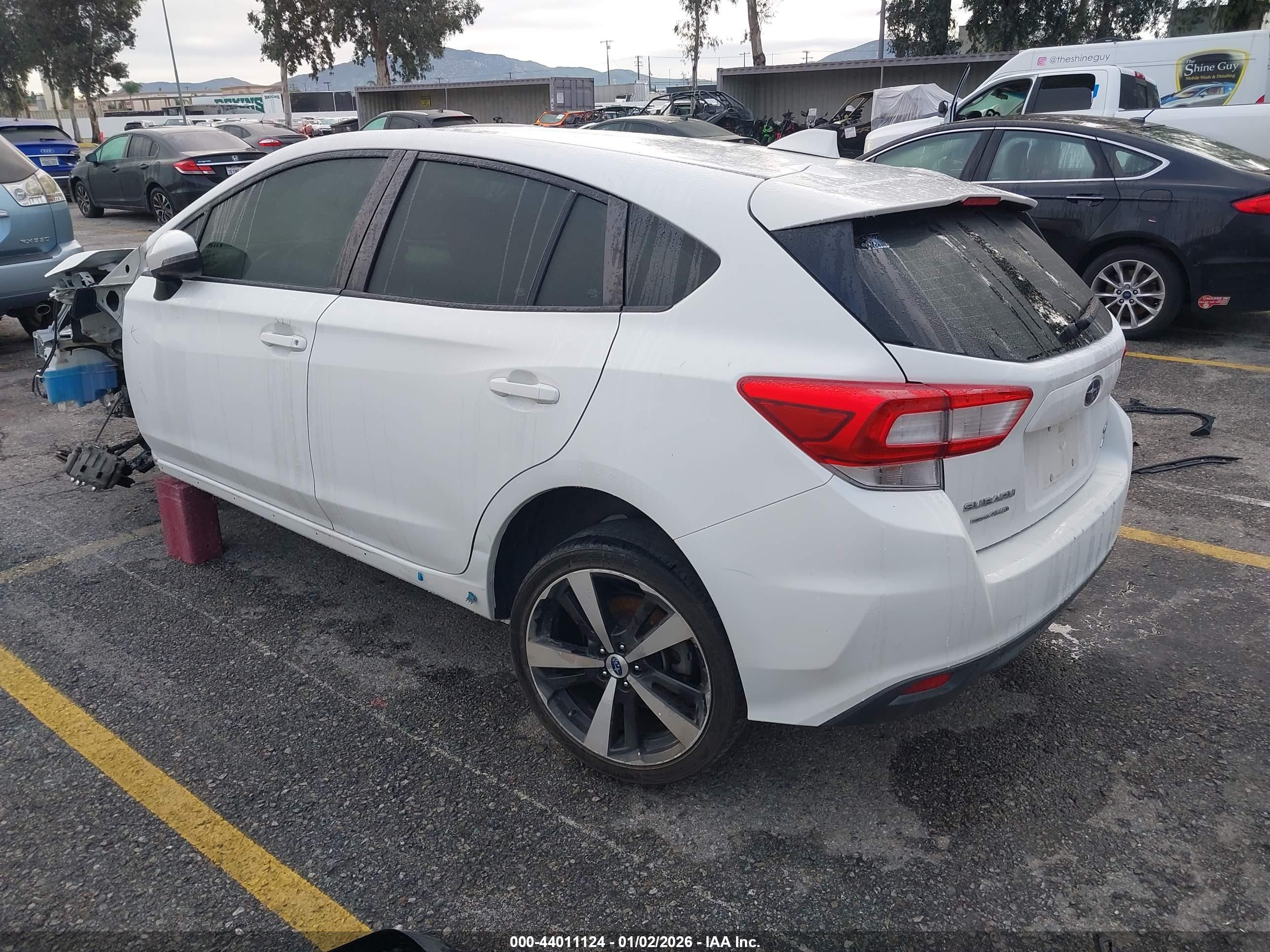 SUBARU IMPREZA image 3