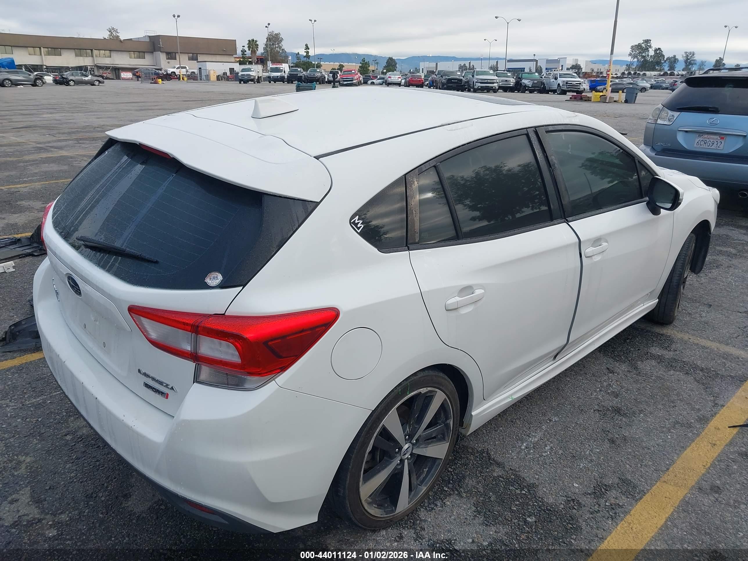 SUBARU IMPREZA image 4