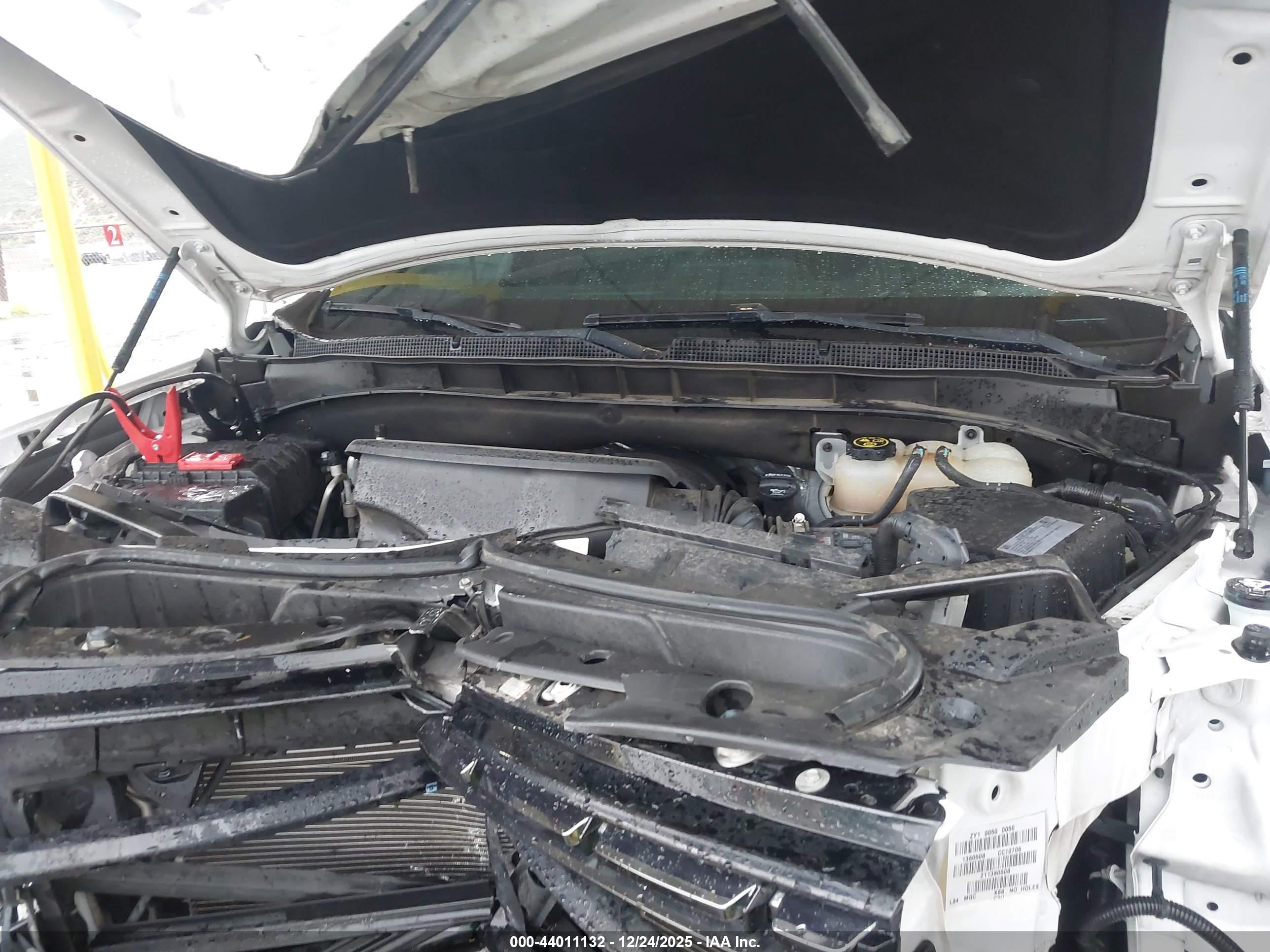 CHEVROLET TAHOE image 10