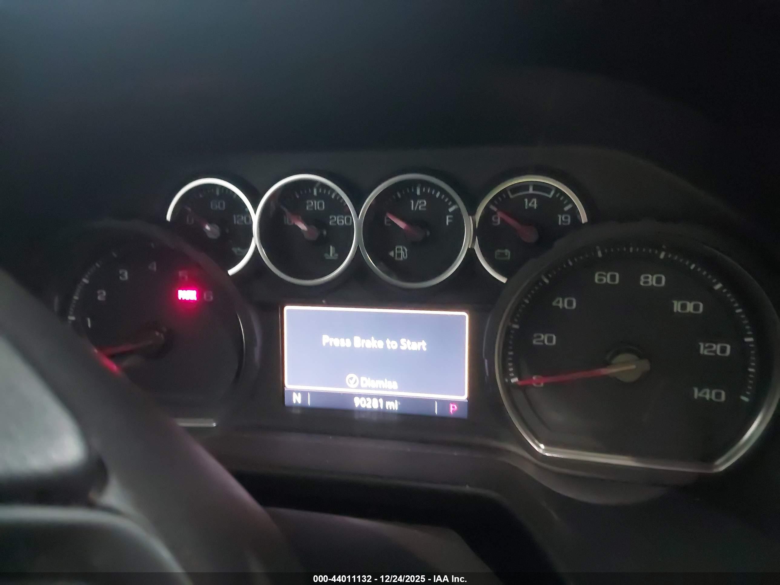 CHEVROLET TAHOE image 7