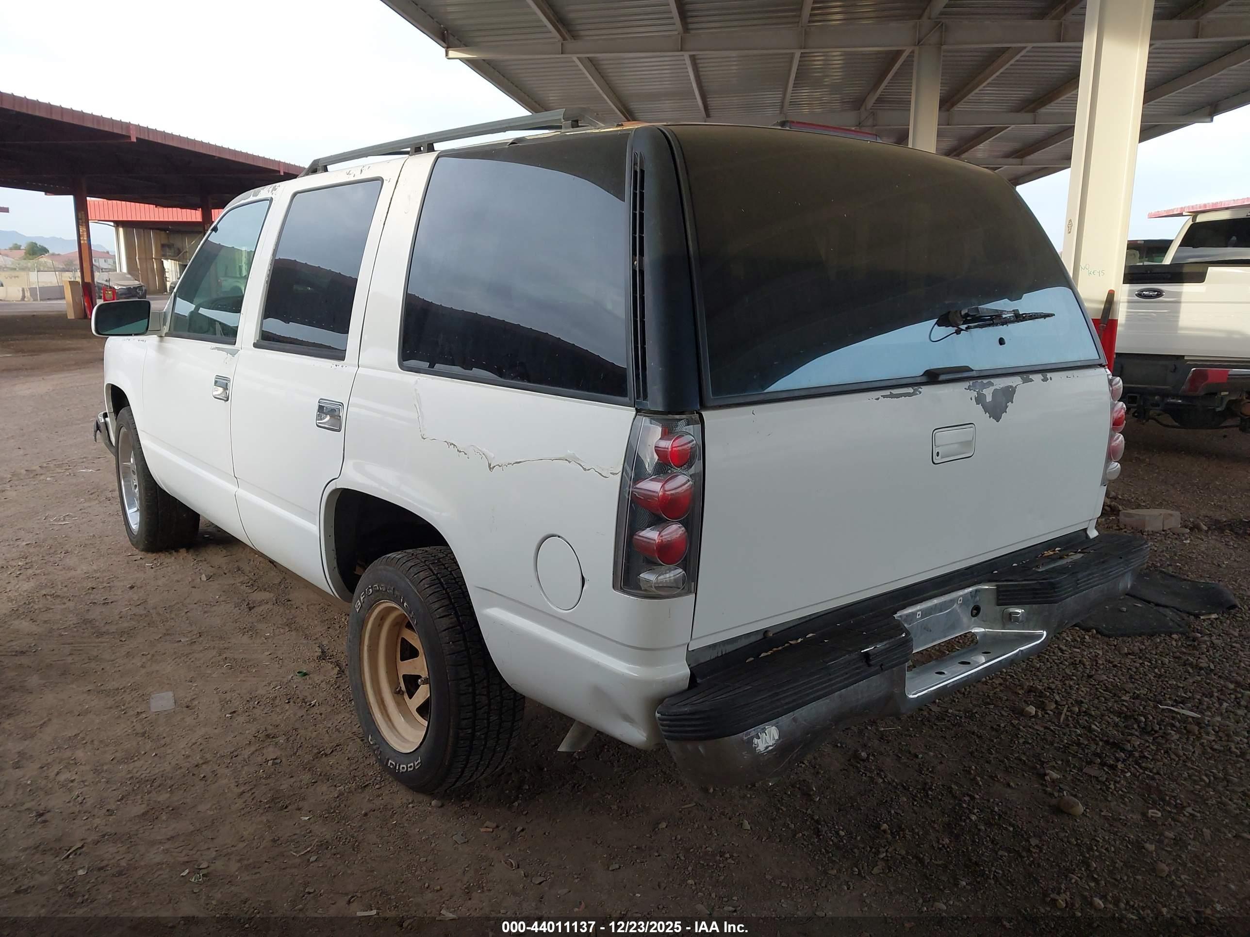 GMC YUKON image 3
