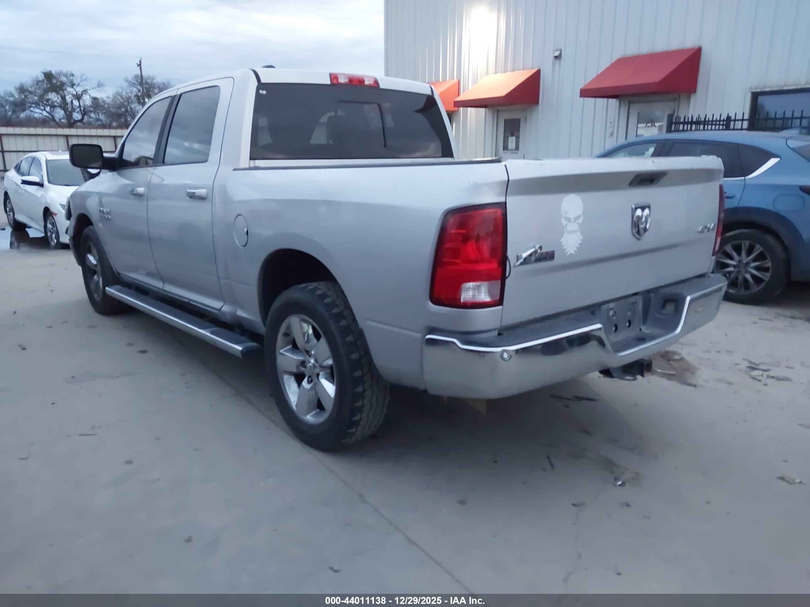 RAM 1500 image 3