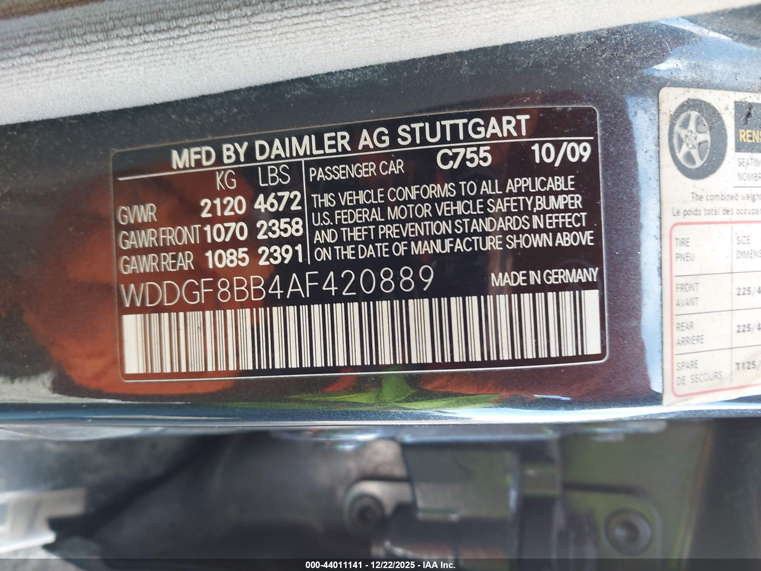 MERCEDES-BENZ C image 9