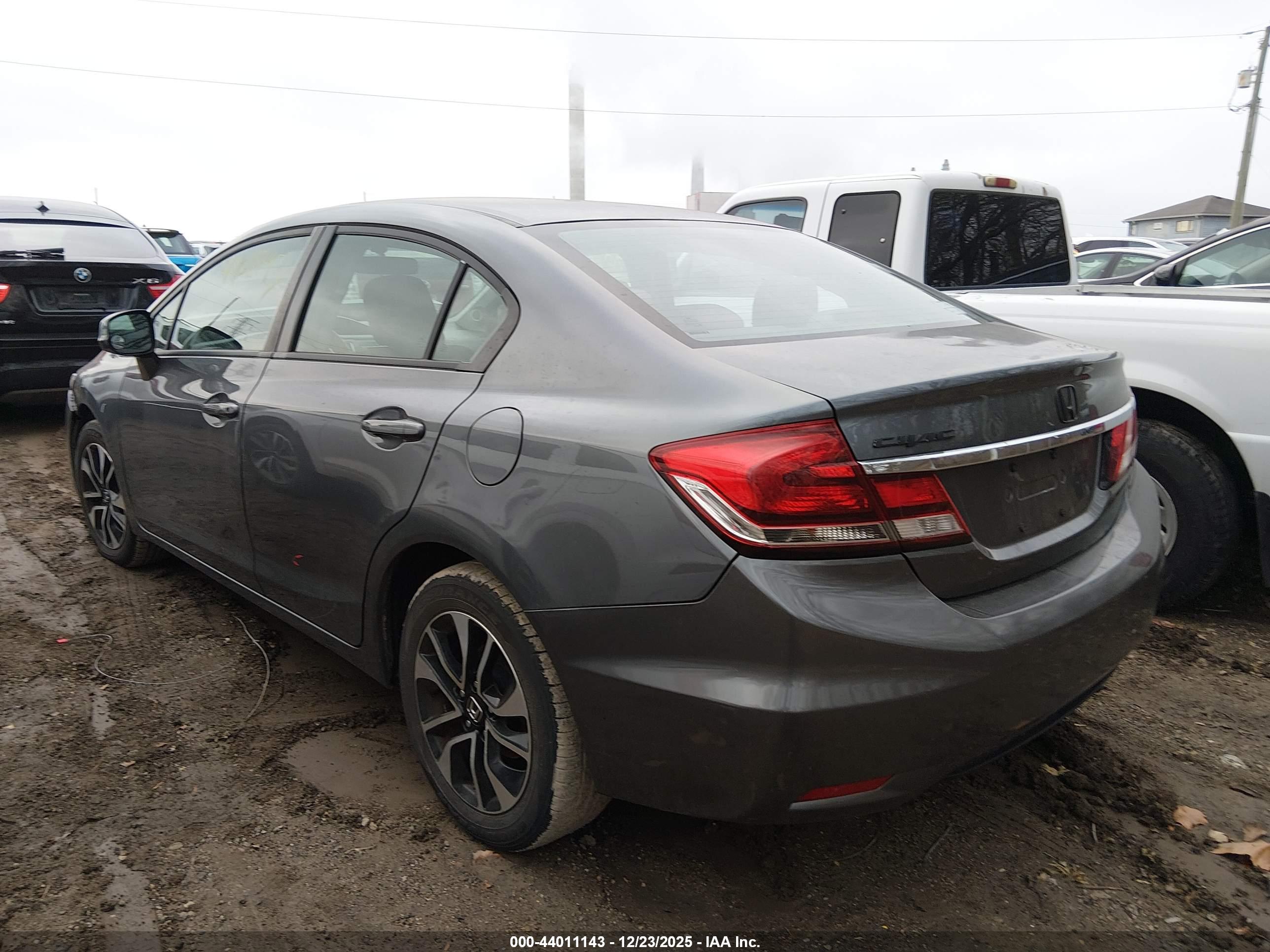 HONDA CIVIC image 3