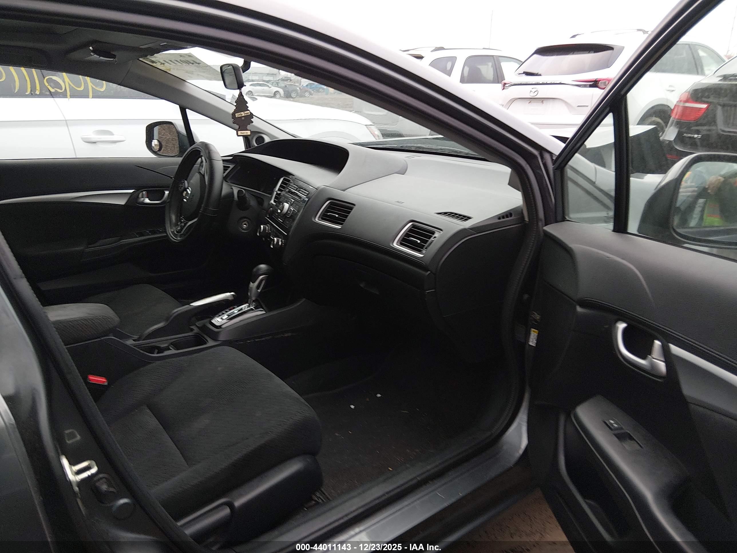 HONDA CIVIC image 5