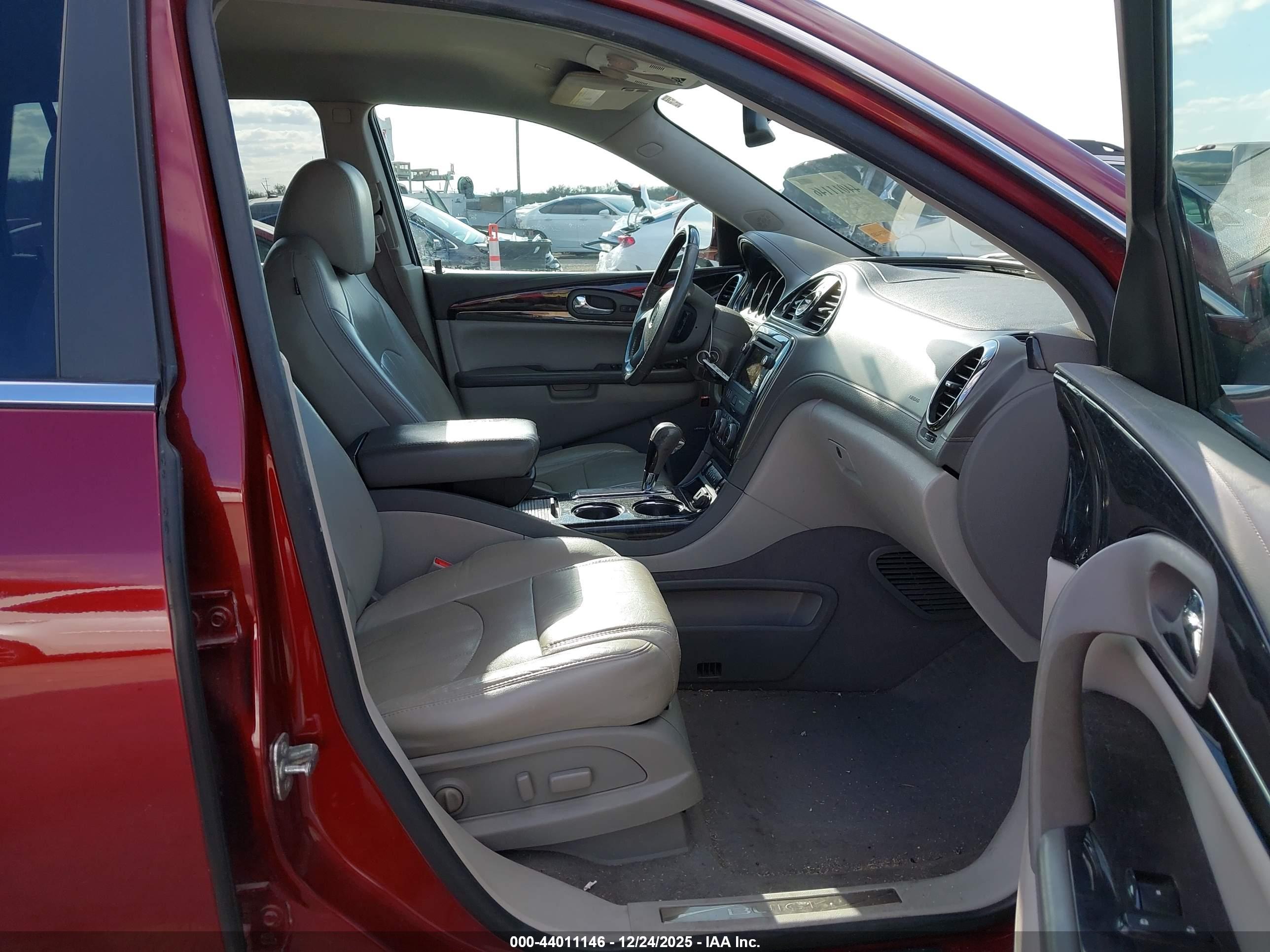 BUICK ENCLAVE image 5
