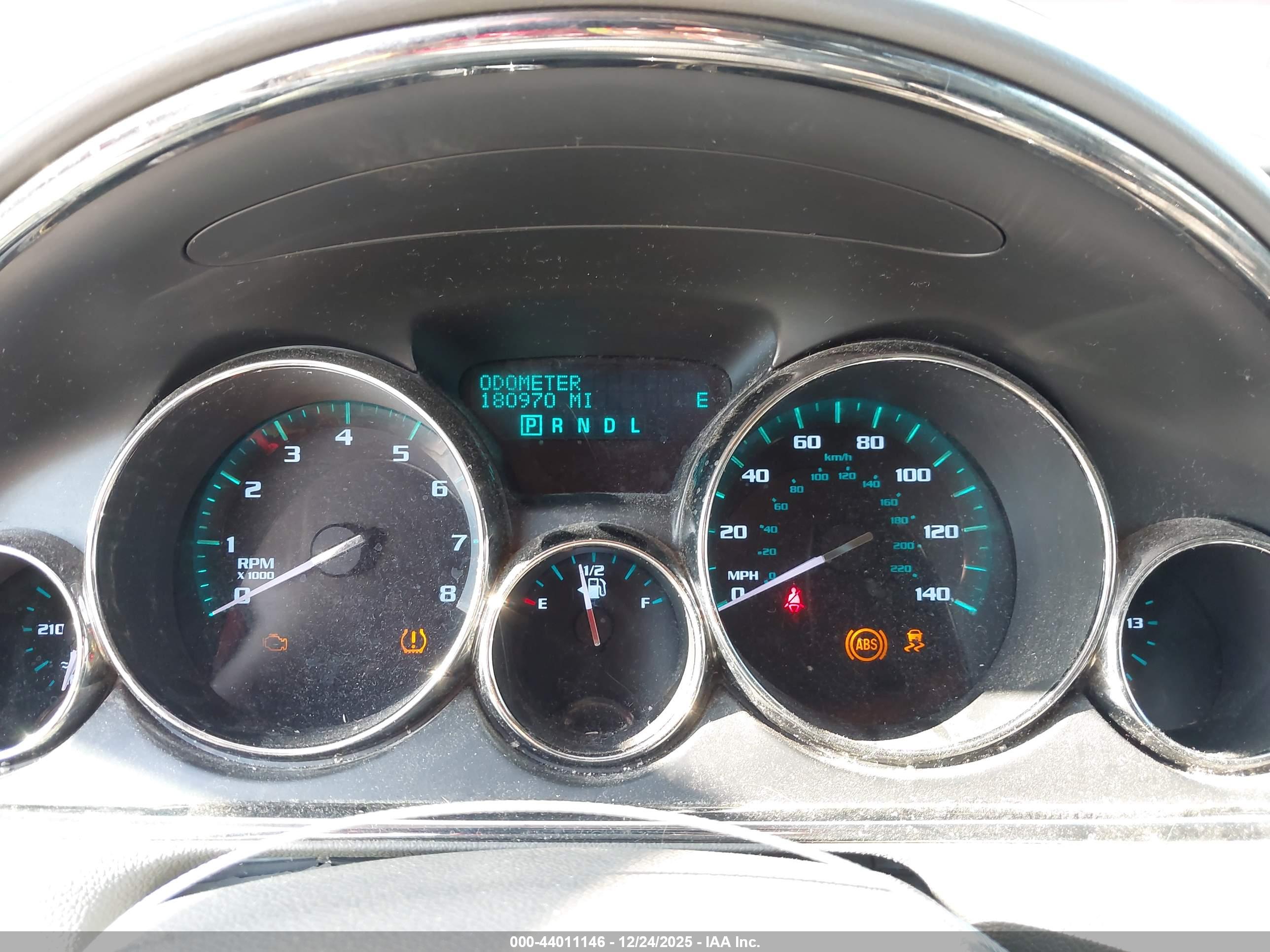 BUICK ENCLAVE image 7