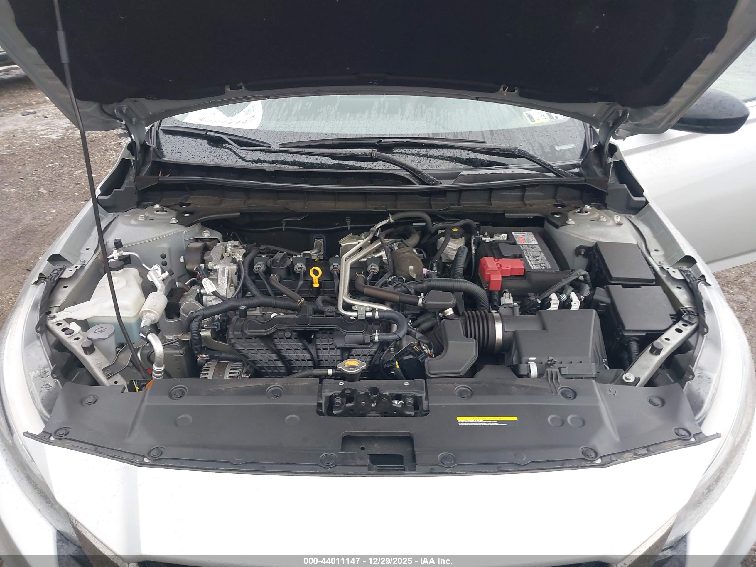NISSAN ALTIMA image 10