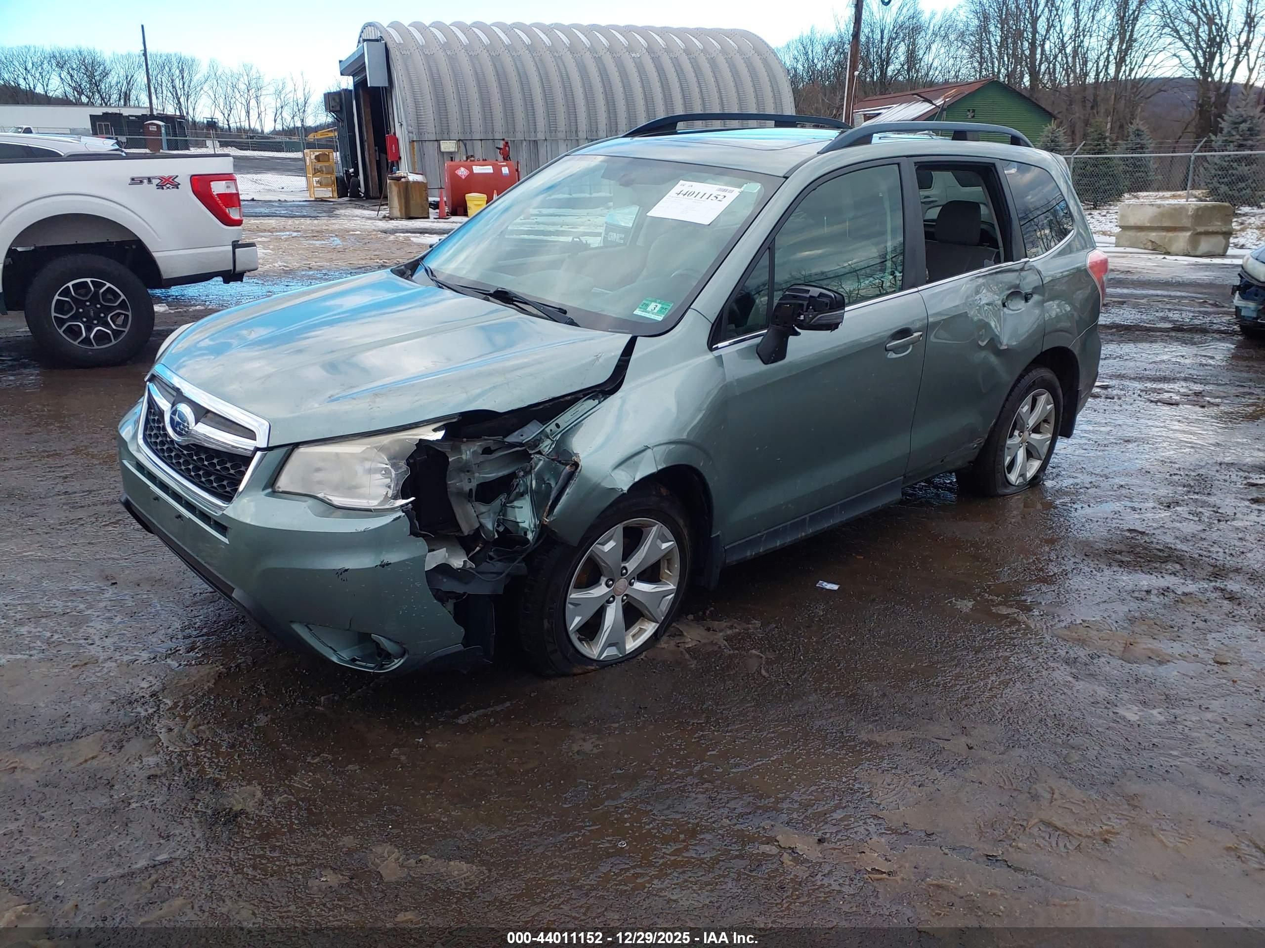SUBARU FORESTER image 2