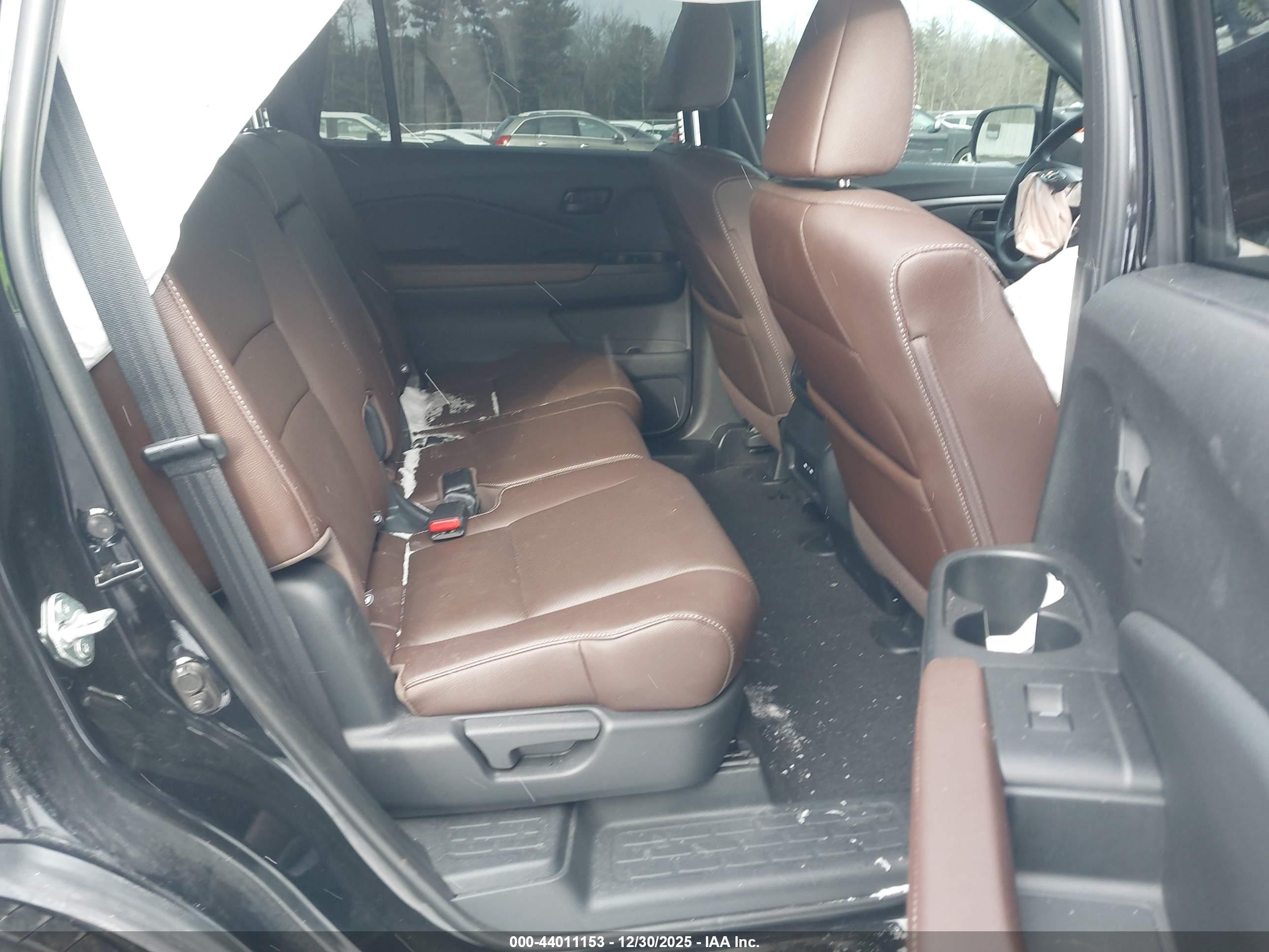 HONDA PASSPORT image 8