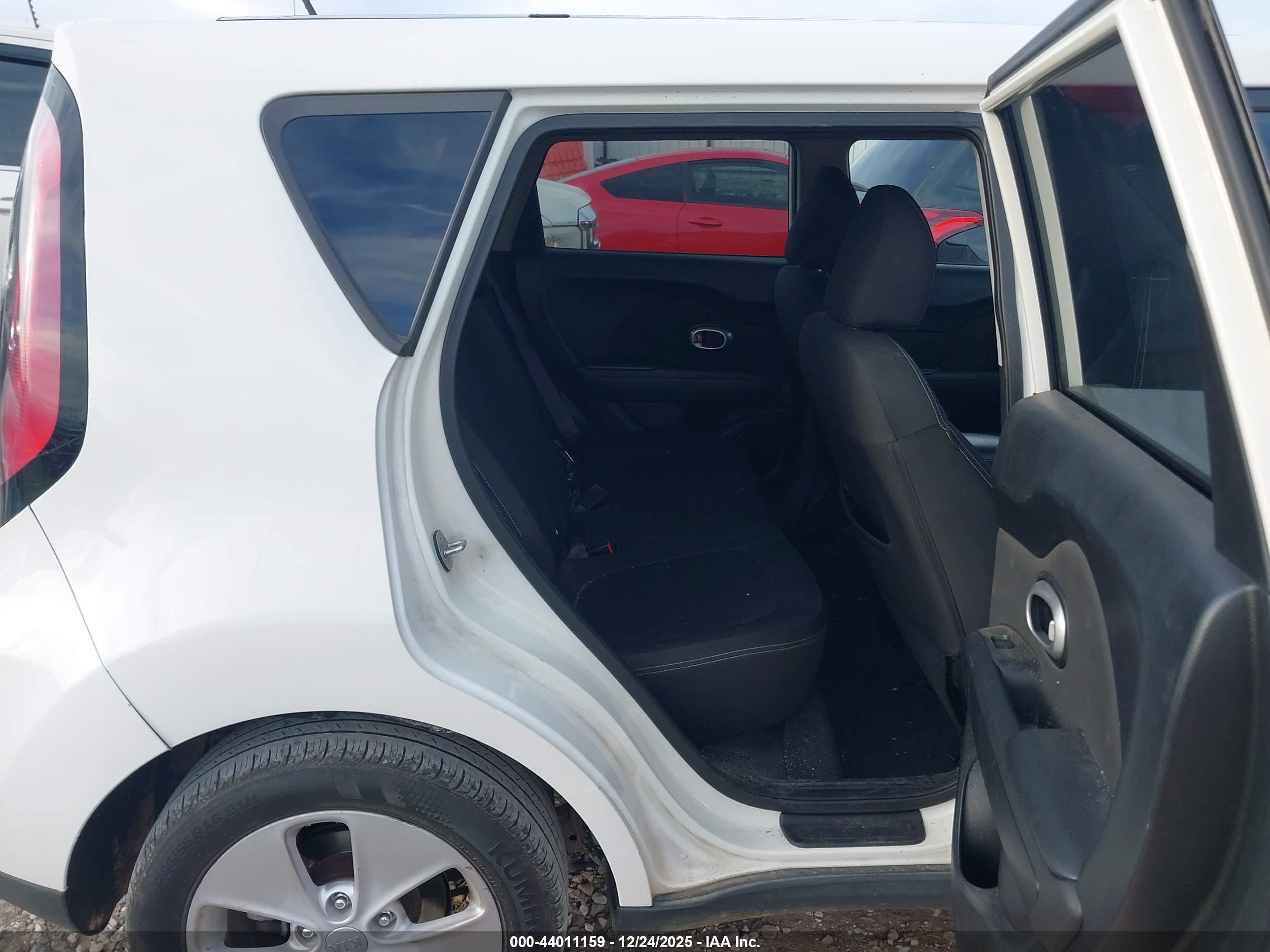 KIA SOUL image 8