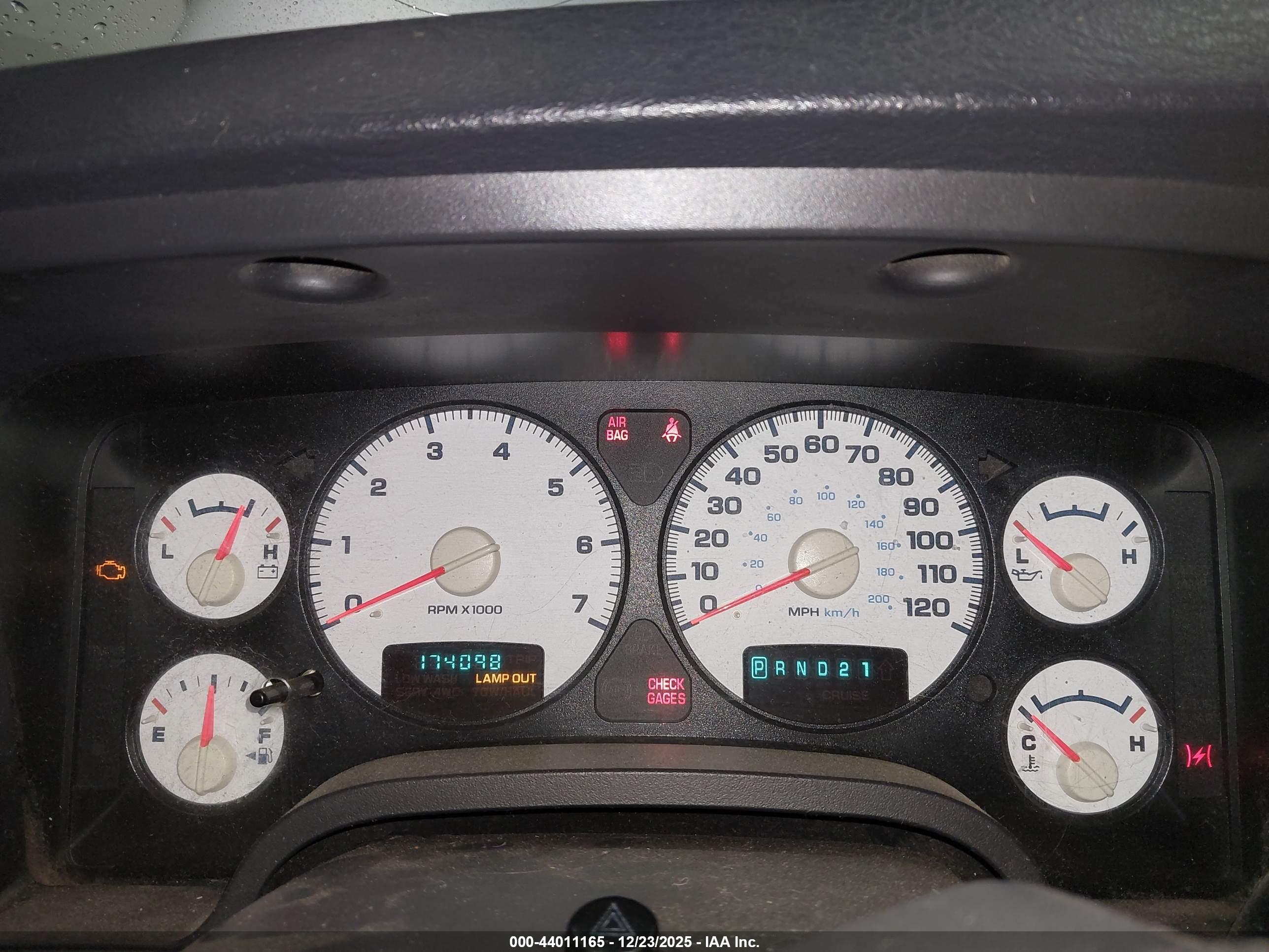 DODGE RAM image 7