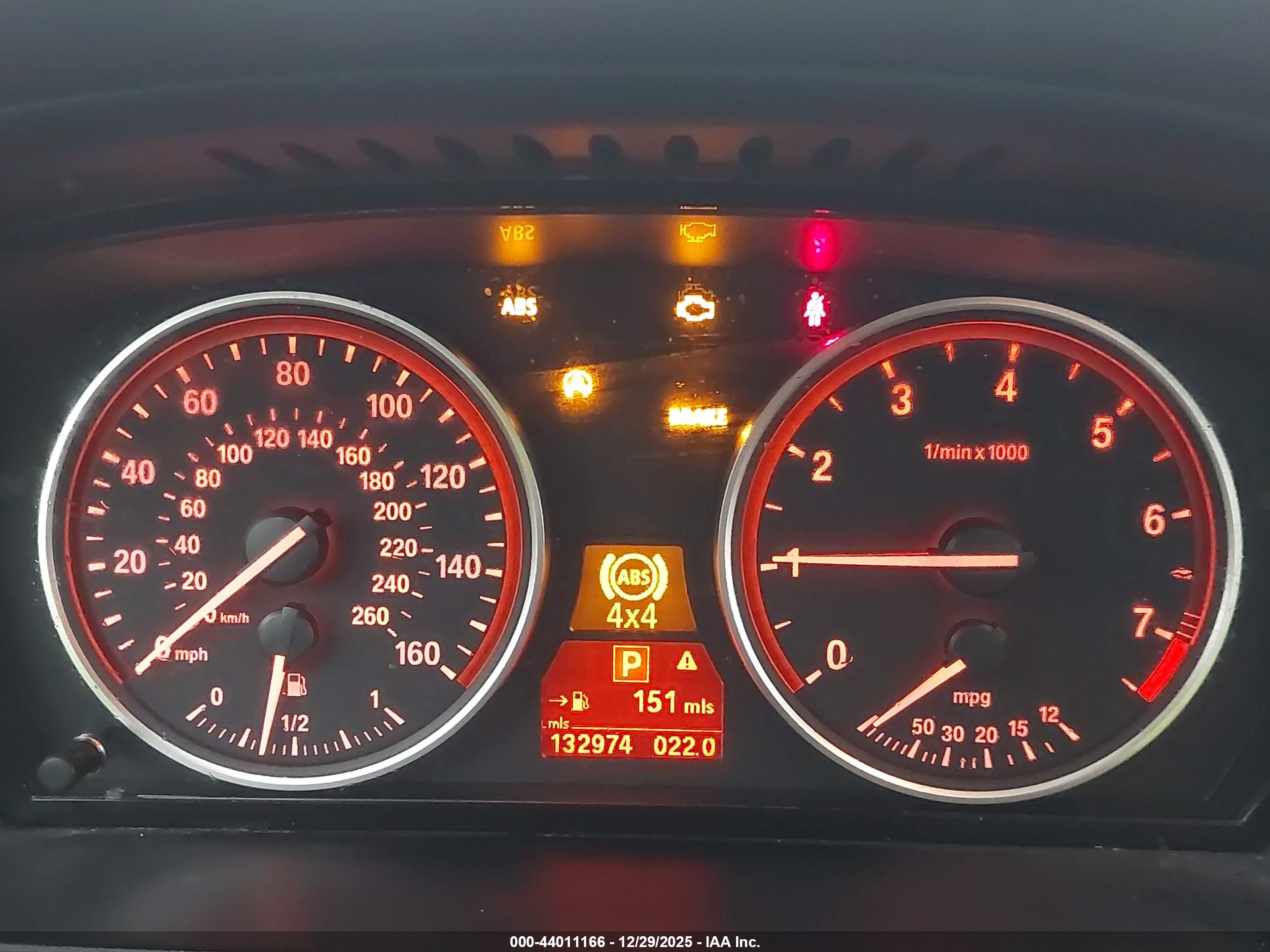 BMW 528I image 7