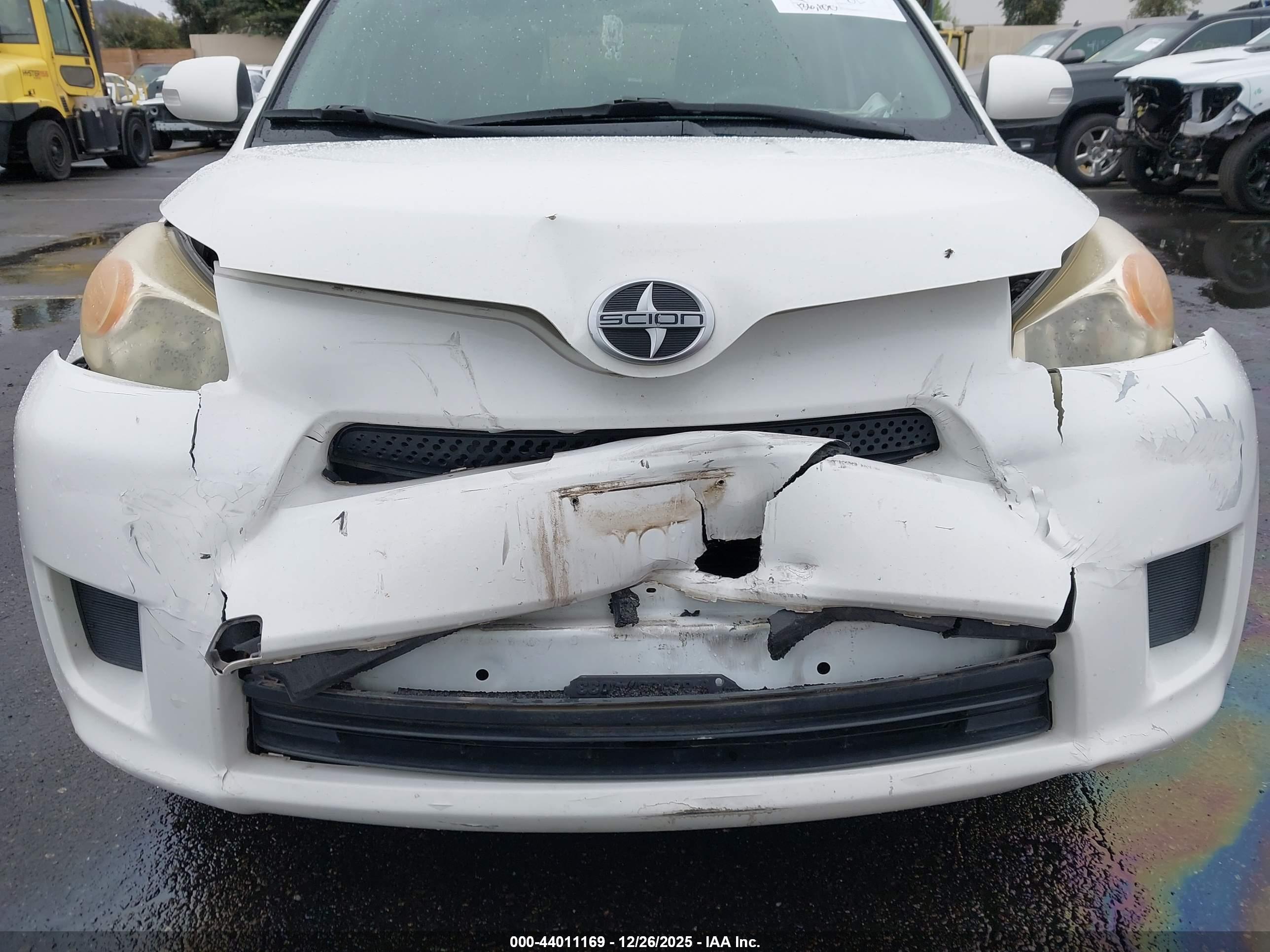 SCION XD image 6